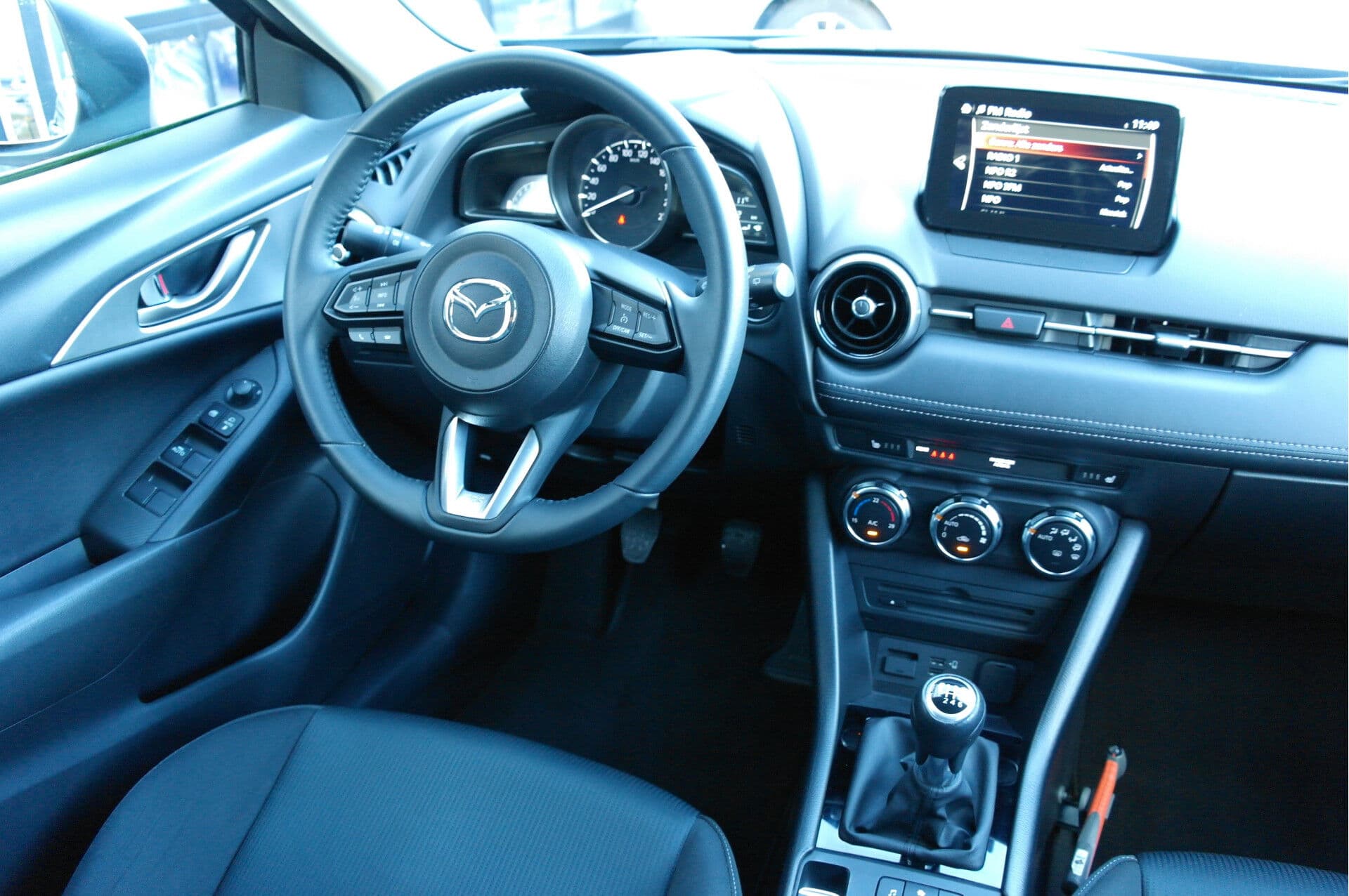 Mazda CX-3 2.0 SkyActiv-G 121 Sportive thumbnail 5