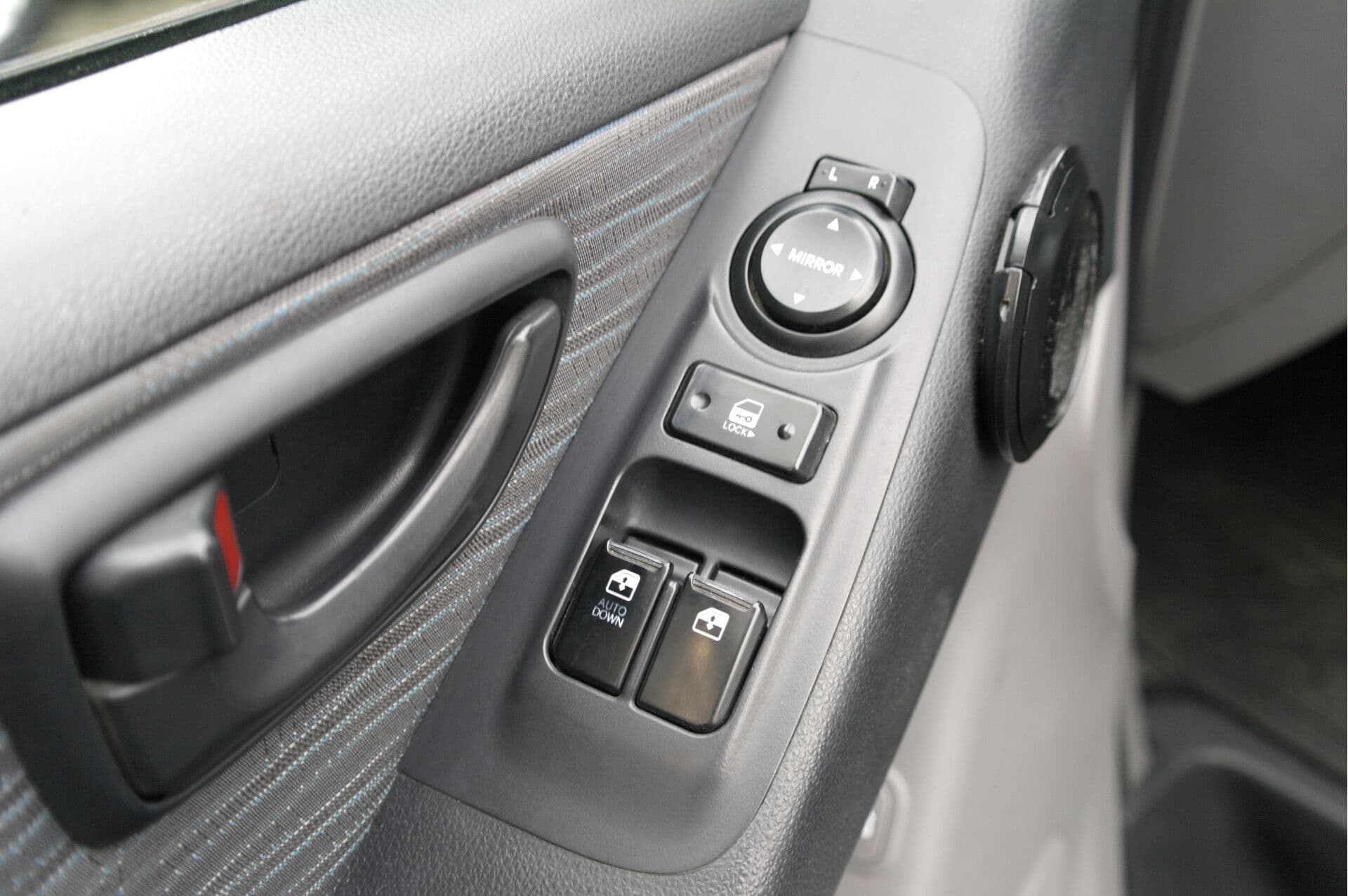 Hyundai H H-1 H300 2.5 CRDI VGT Camper thumbnail 10