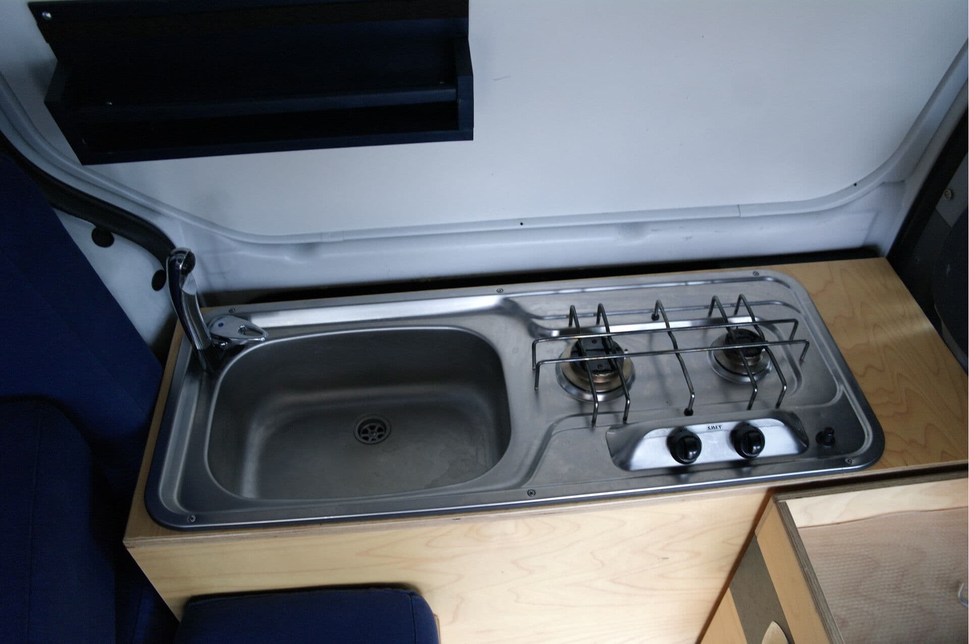 Hyundai H H-1 H300 2.5 CRDI VGT Camper thumbnail 14