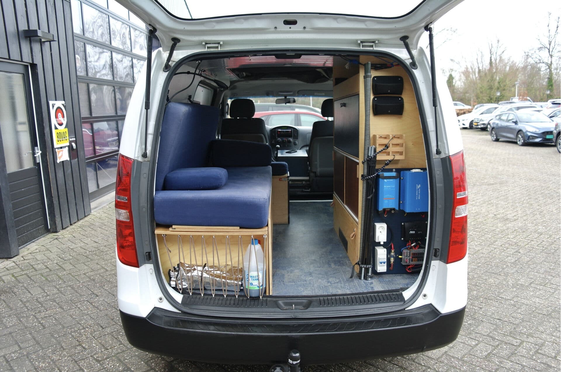 Hyundai H H-1 H300 2.5 CRDI VGT Camper thumbnail 17