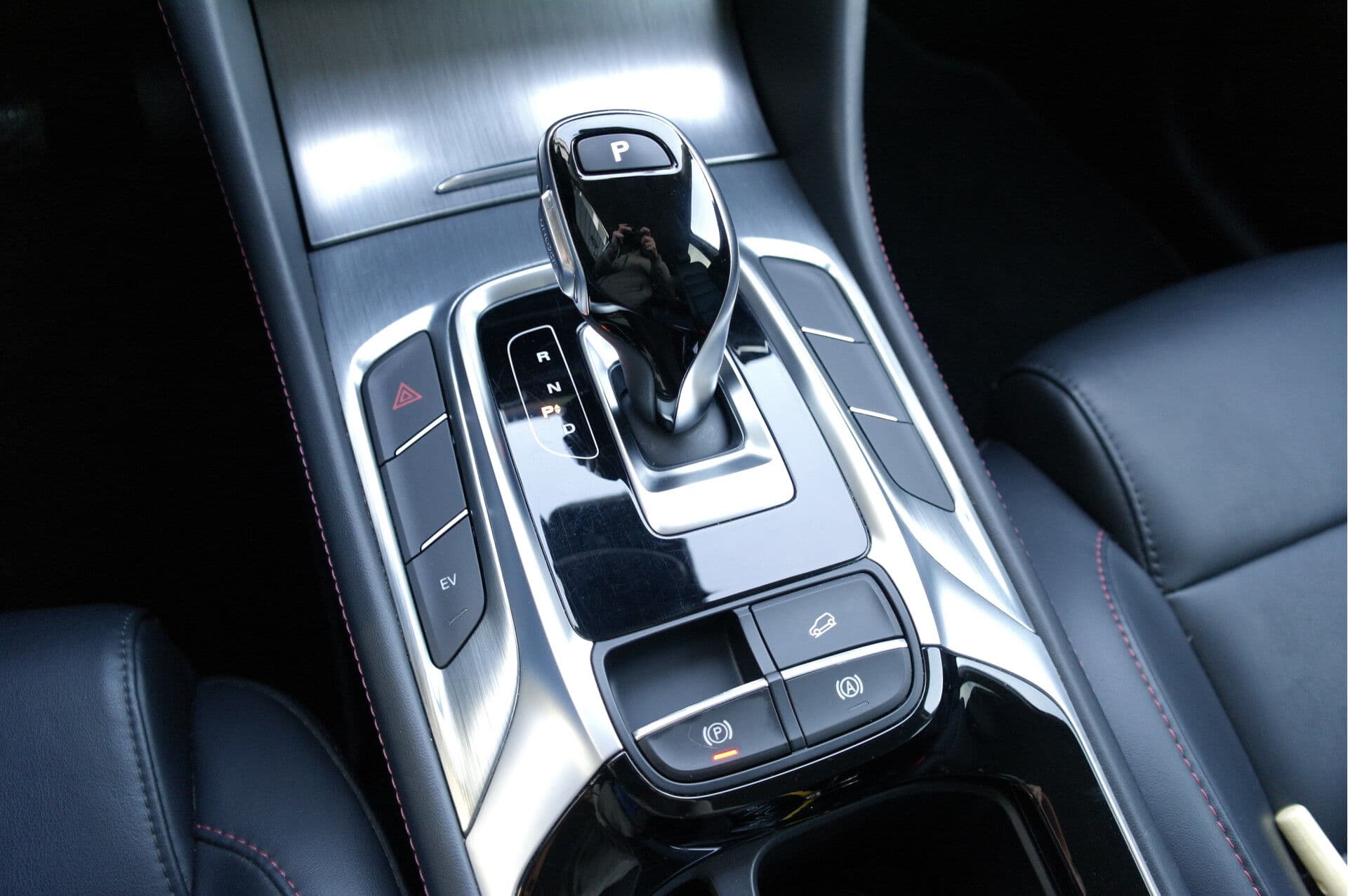 MG EHS 1.5 TGDI Comfort thumbnail 8