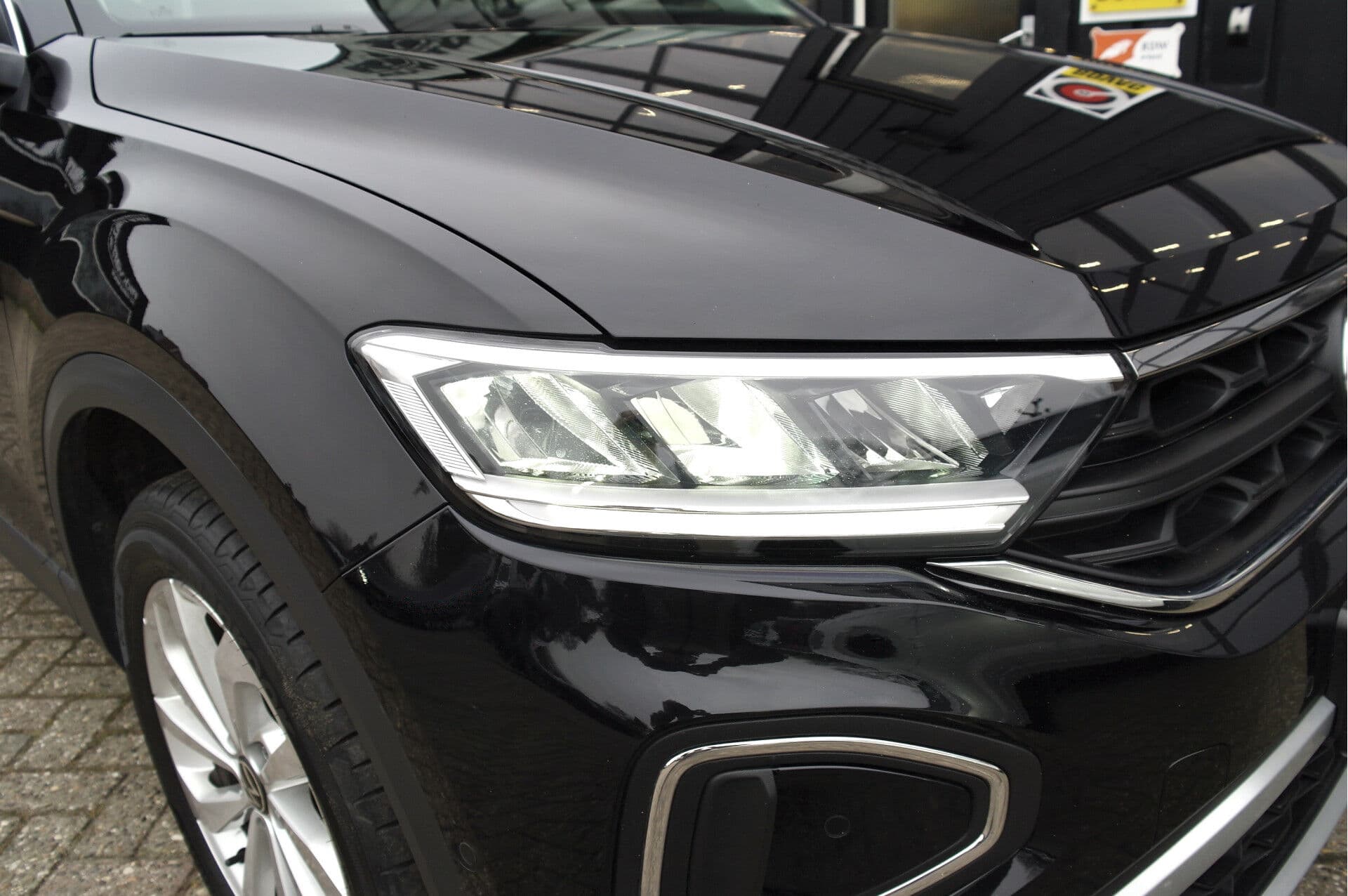 Volkswagen T-Roc 1.5 TSI Life Business thumbnail 18