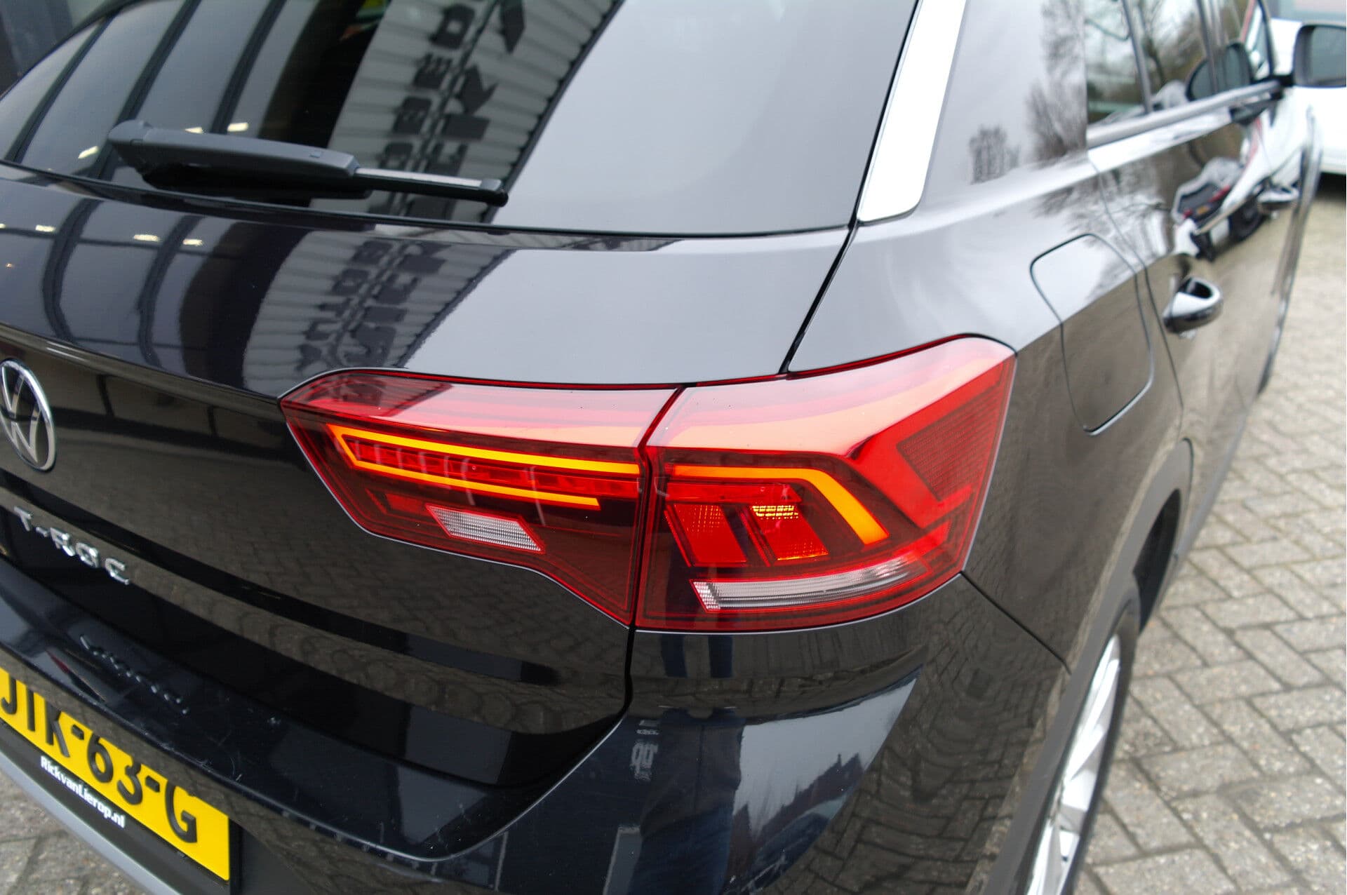 Volkswagen T-Roc 1.5 TSI Life Business thumbnail 19