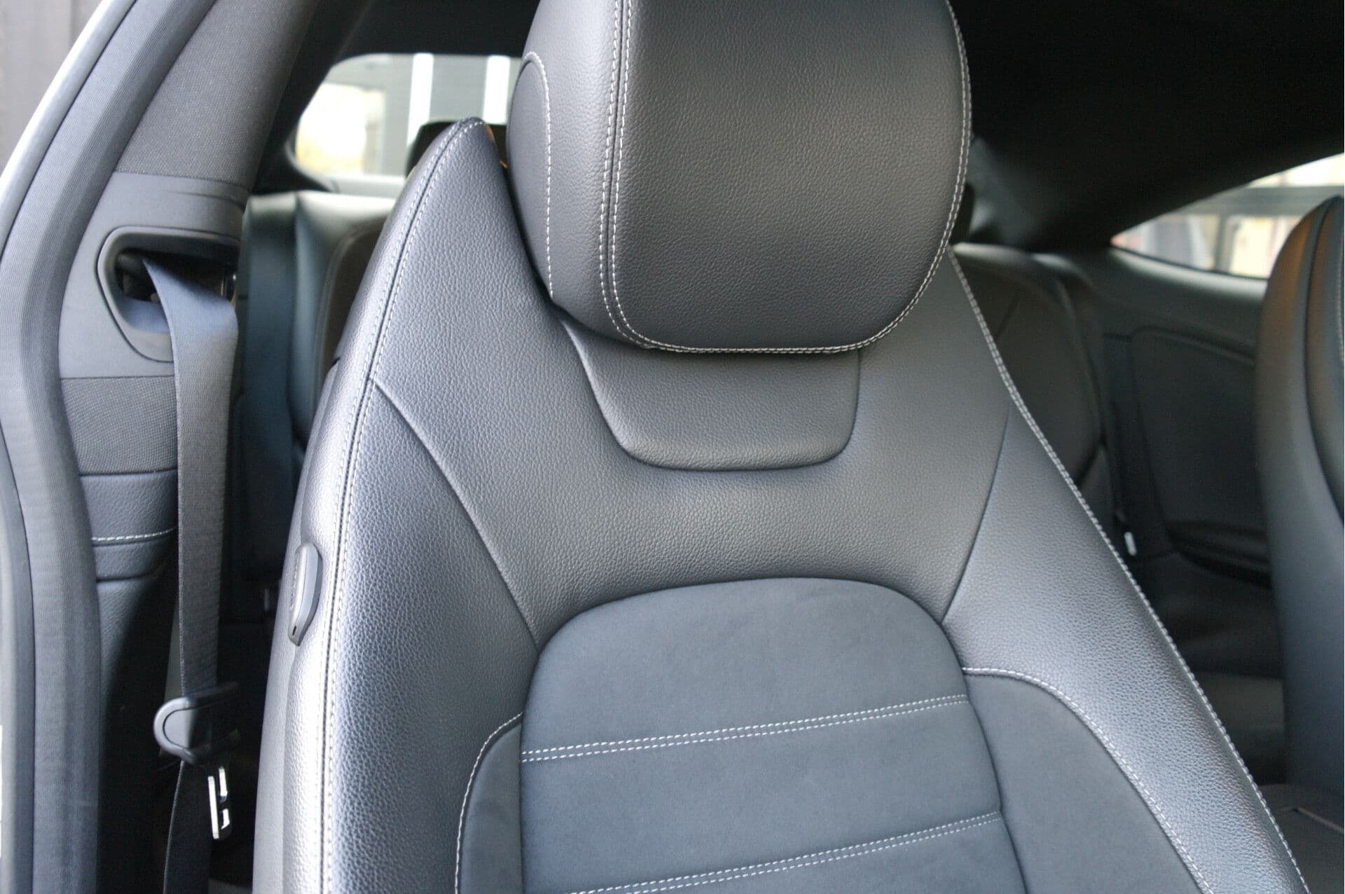 Mercedes-Benz C-Klasse Coupé 180 Ambition AMG Automaat thumbnail 16