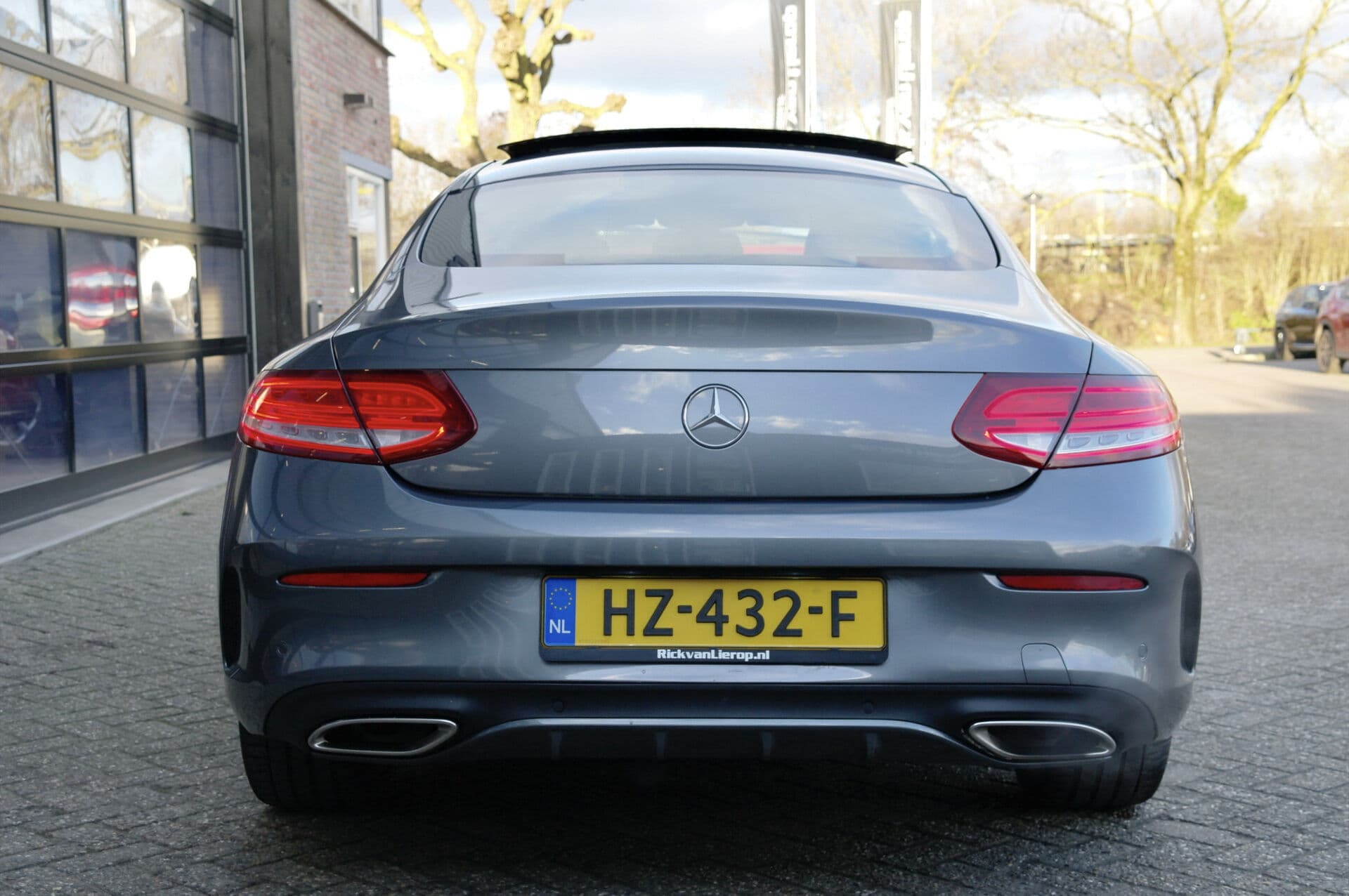 Mercedes-Benz C-Klasse Coupé 180 Ambition AMG Automaat thumbnail 32