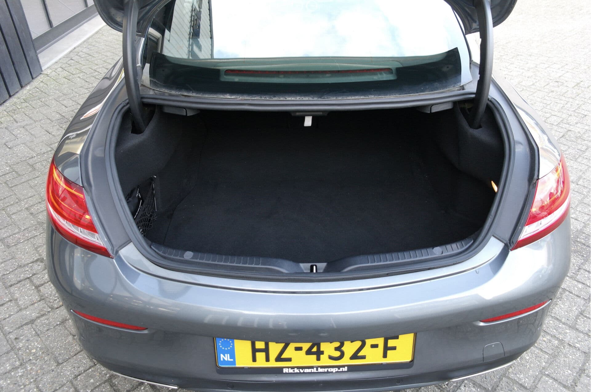 Mercedes-Benz C-Klasse Coupé 180 Ambition AMG Automaat thumbnail 33