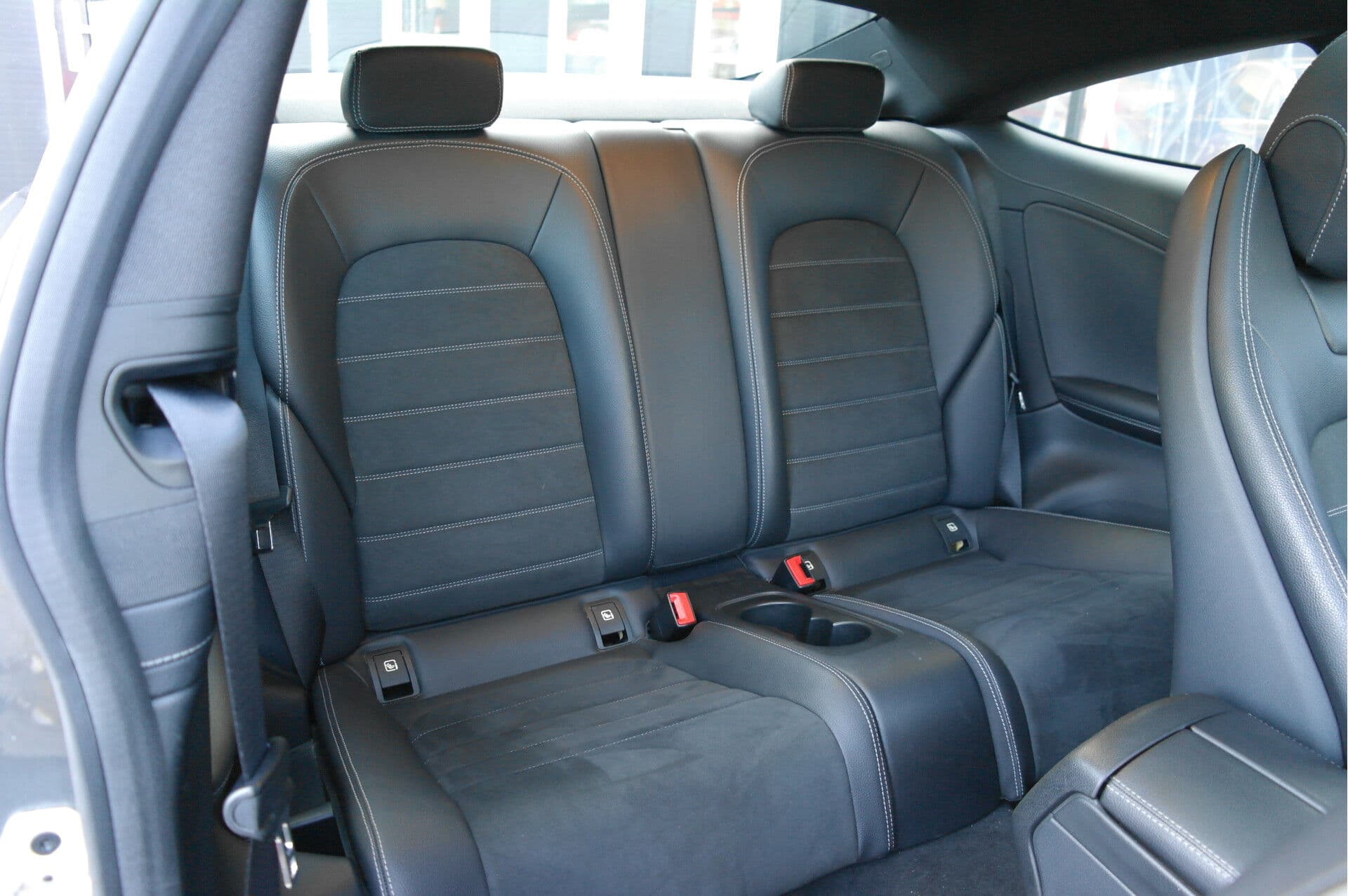 Mercedes-Benz C-Klasse Coupé 180 Ambition AMG Automaat thumbnail 34