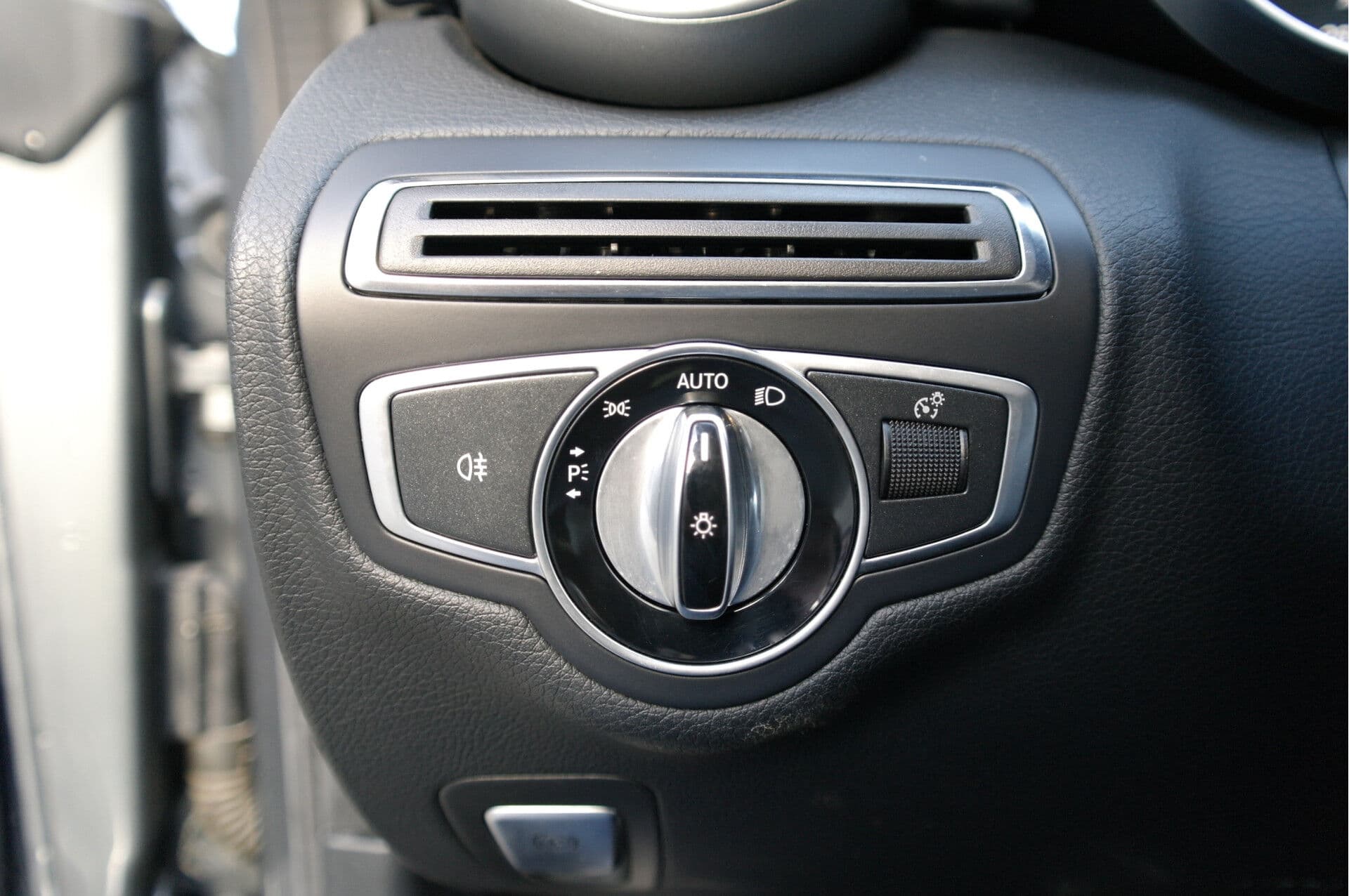 Mercedes-Benz C-Klasse Coupé 180 Ambition AMG Automaat thumbnail 36