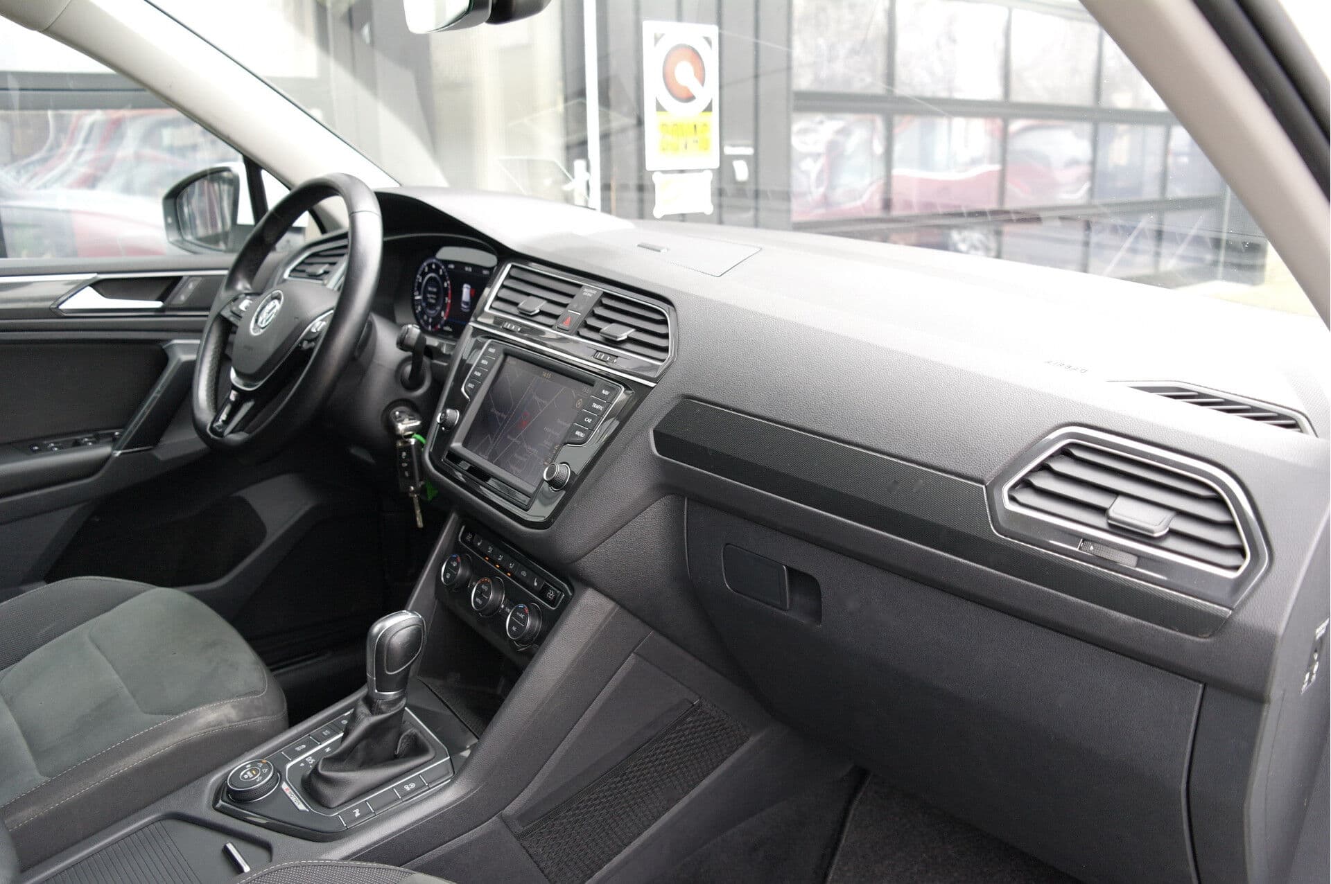 Volkswagen Tiguan 2.0 TSI 180 PK 4Motion Highline thumbnail 5