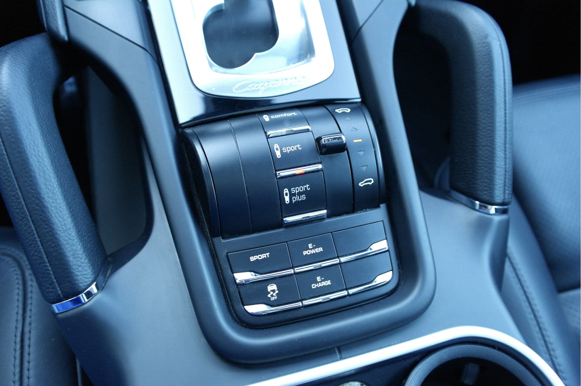 Porsche Cayenne 3.0 S E-Hybrid thumbnail 13