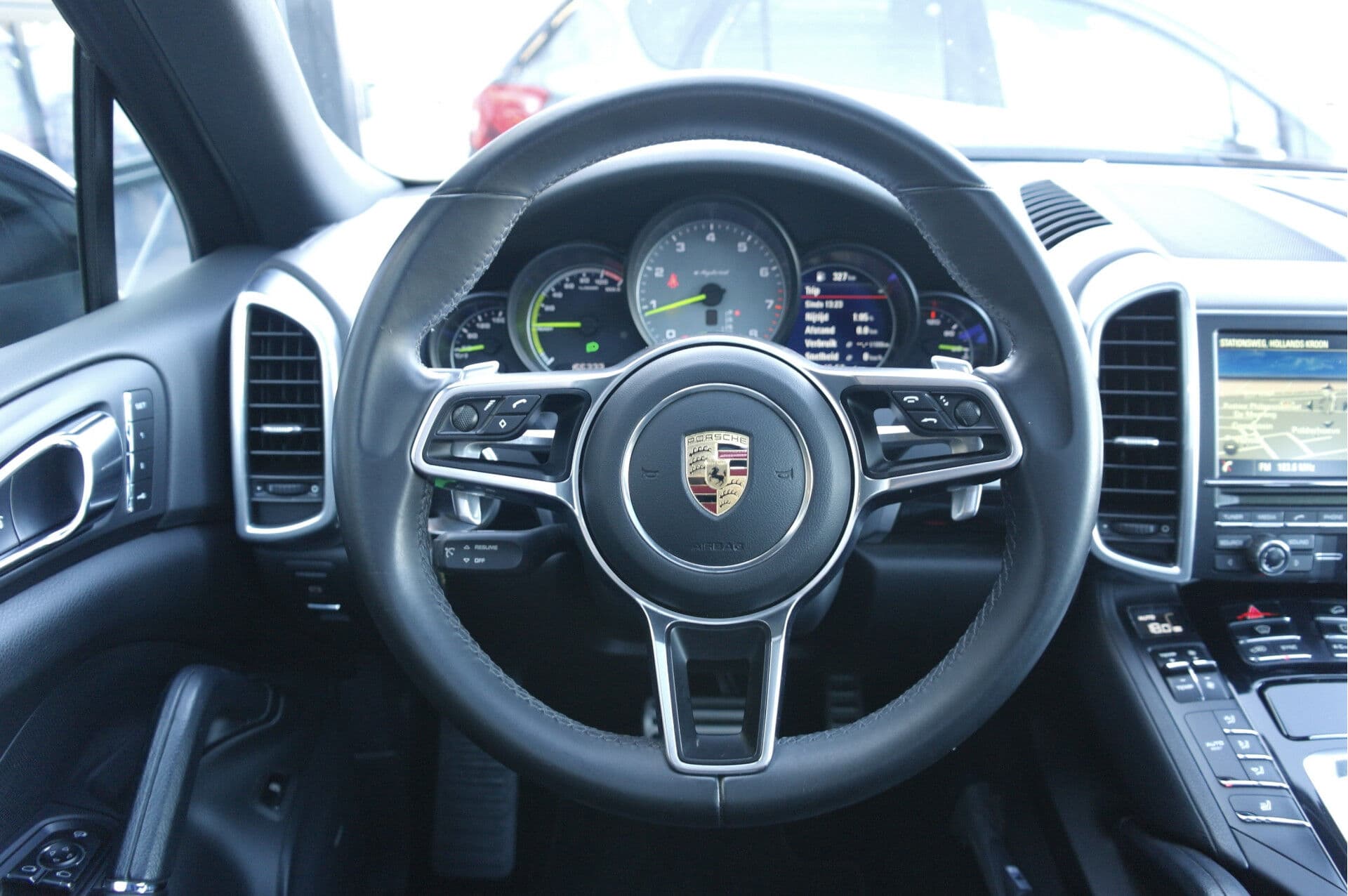 Porsche Cayenne 3.0 S E-Hybrid thumbnail 7