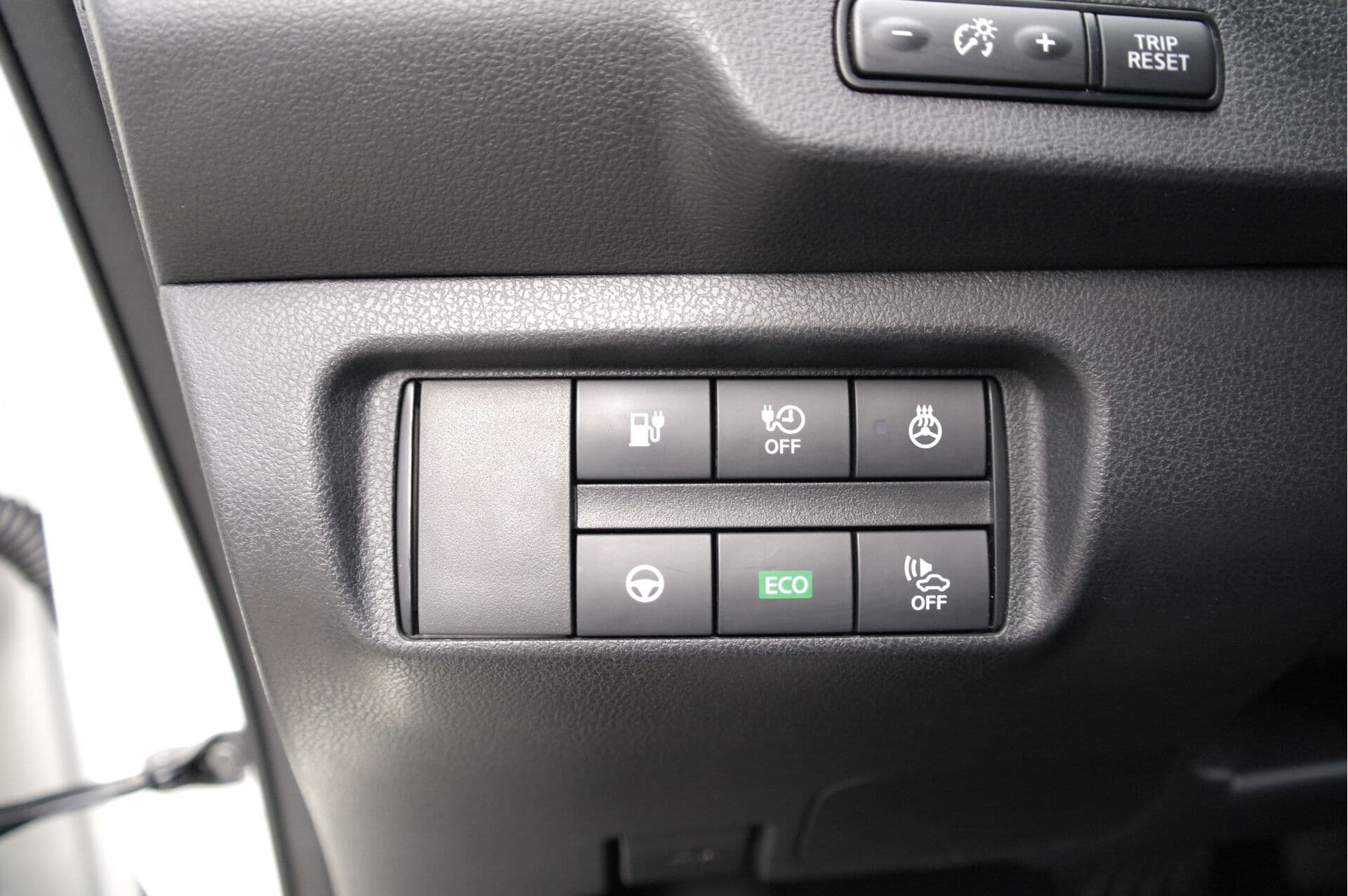 Nissan Leaf Tekna 40 kWh thumbnail 16