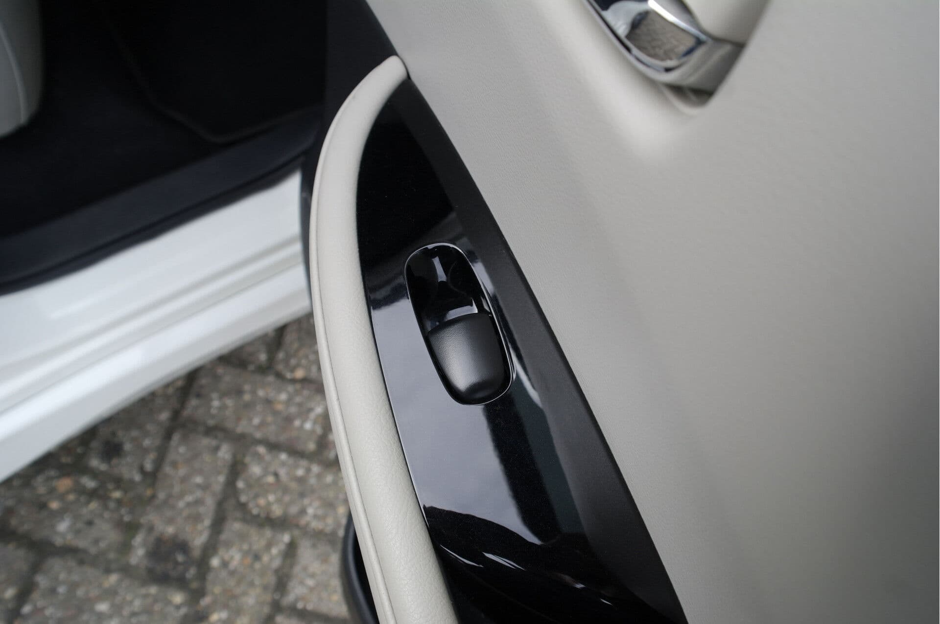 Nissan Leaf Tekna 40 kWh thumbnail 27