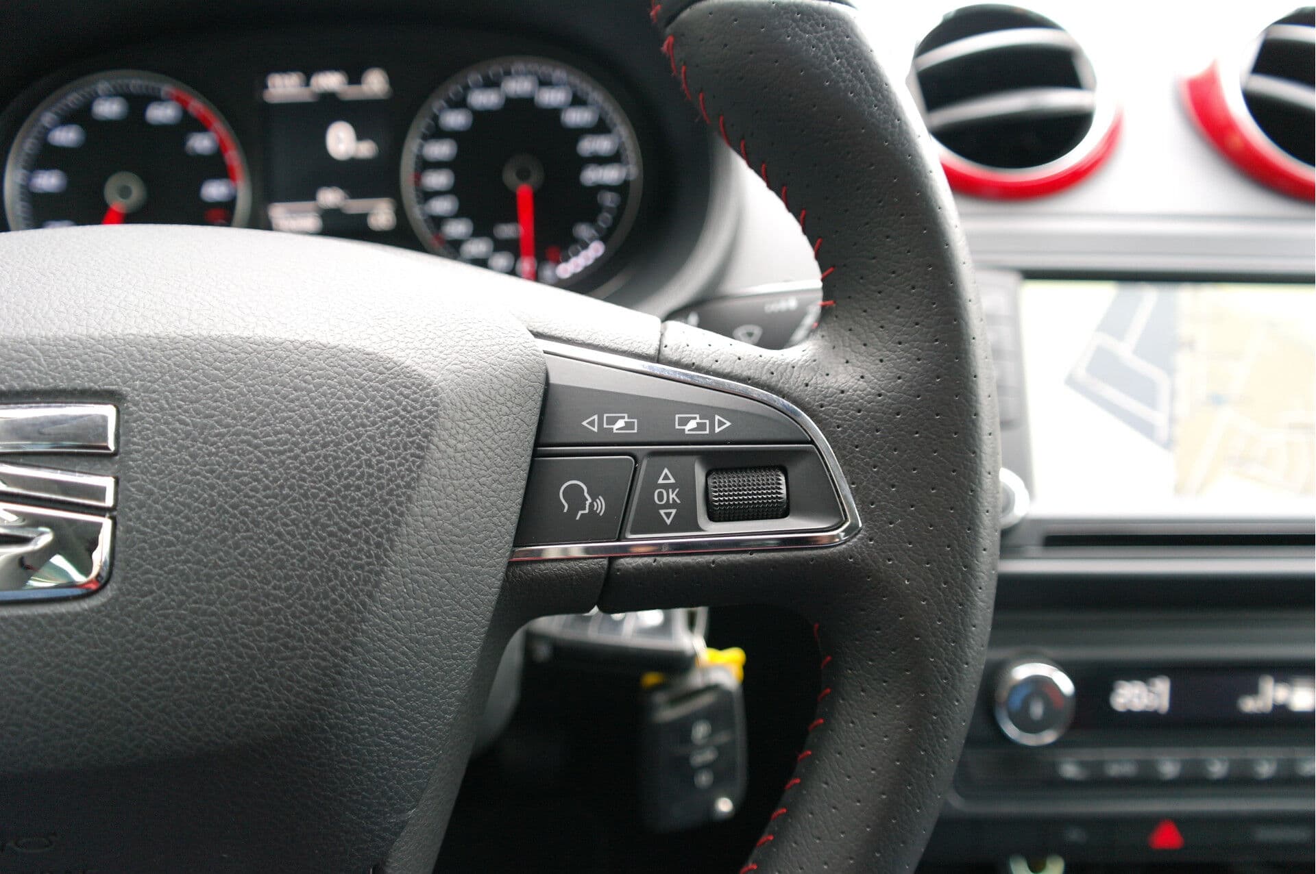 SEAT Ibiza 1.0 EcoTSI FR Connect thumbnail 19