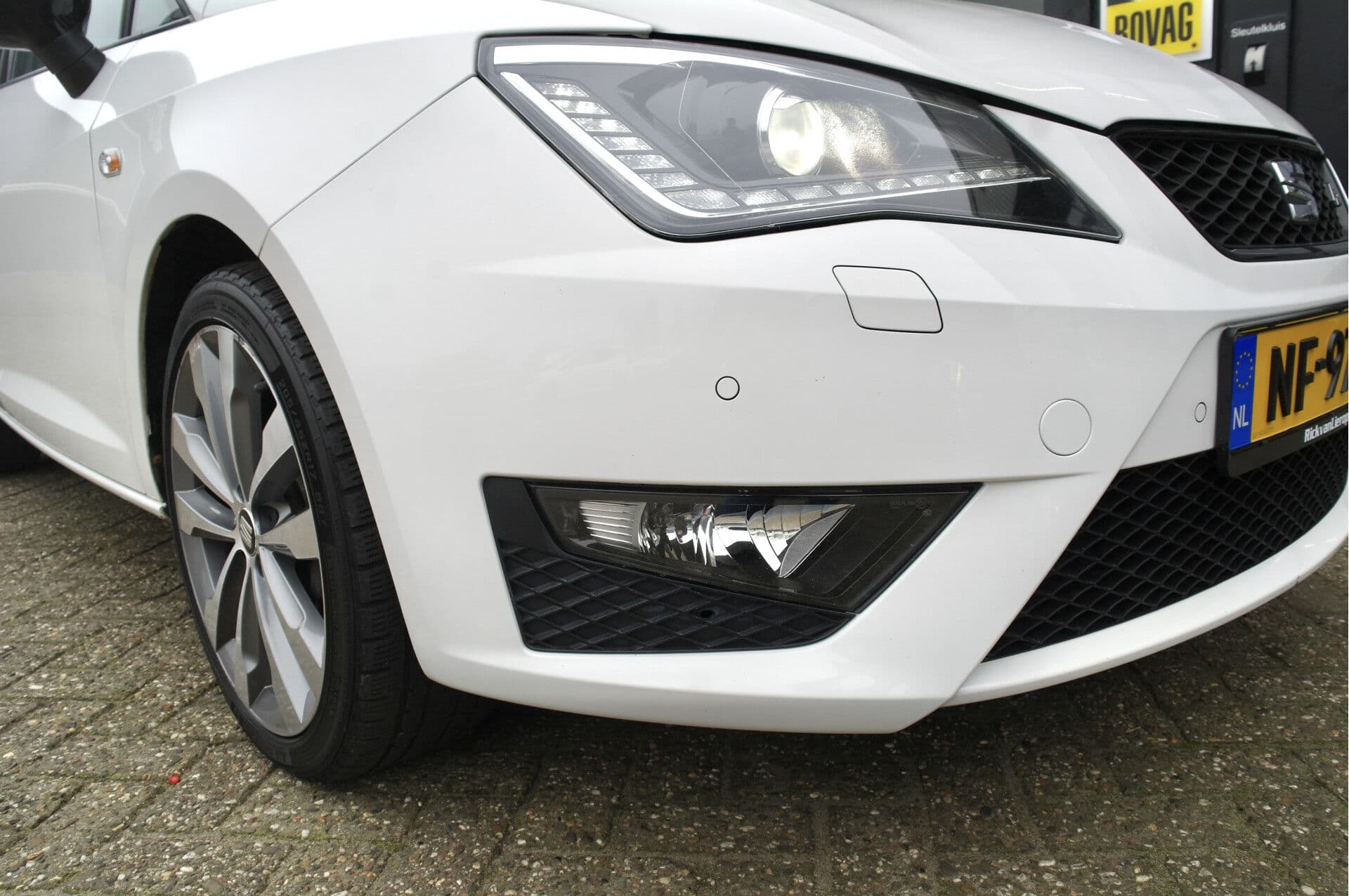 SEAT Ibiza 1.0 EcoTSI FR Connect thumbnail 23