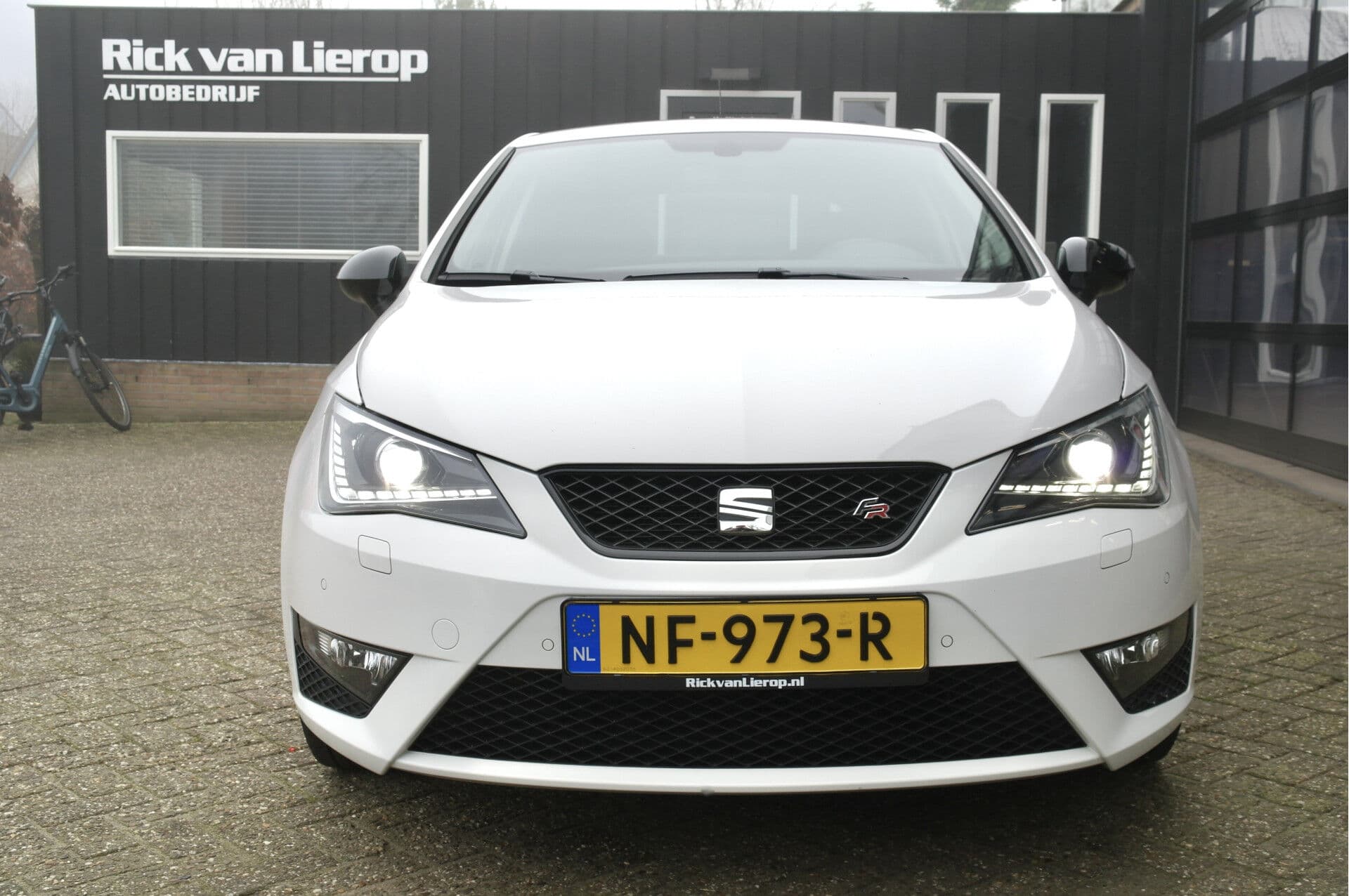 SEAT Ibiza 1.0 EcoTSI FR Connect thumbnail 31