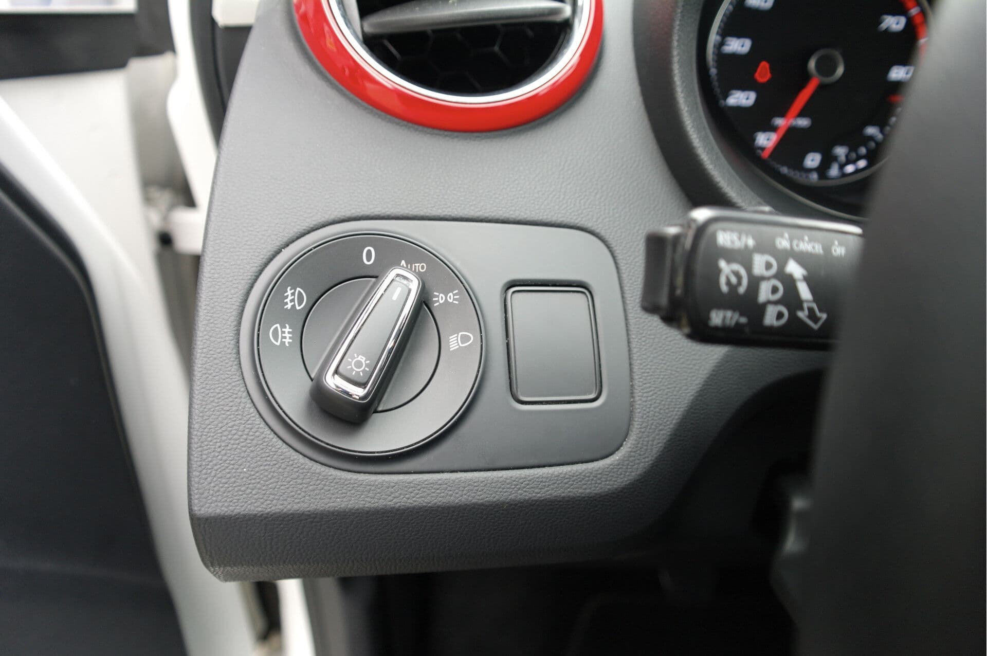 SEAT Ibiza 1.0 EcoTSI FR Connect thumbnail 37