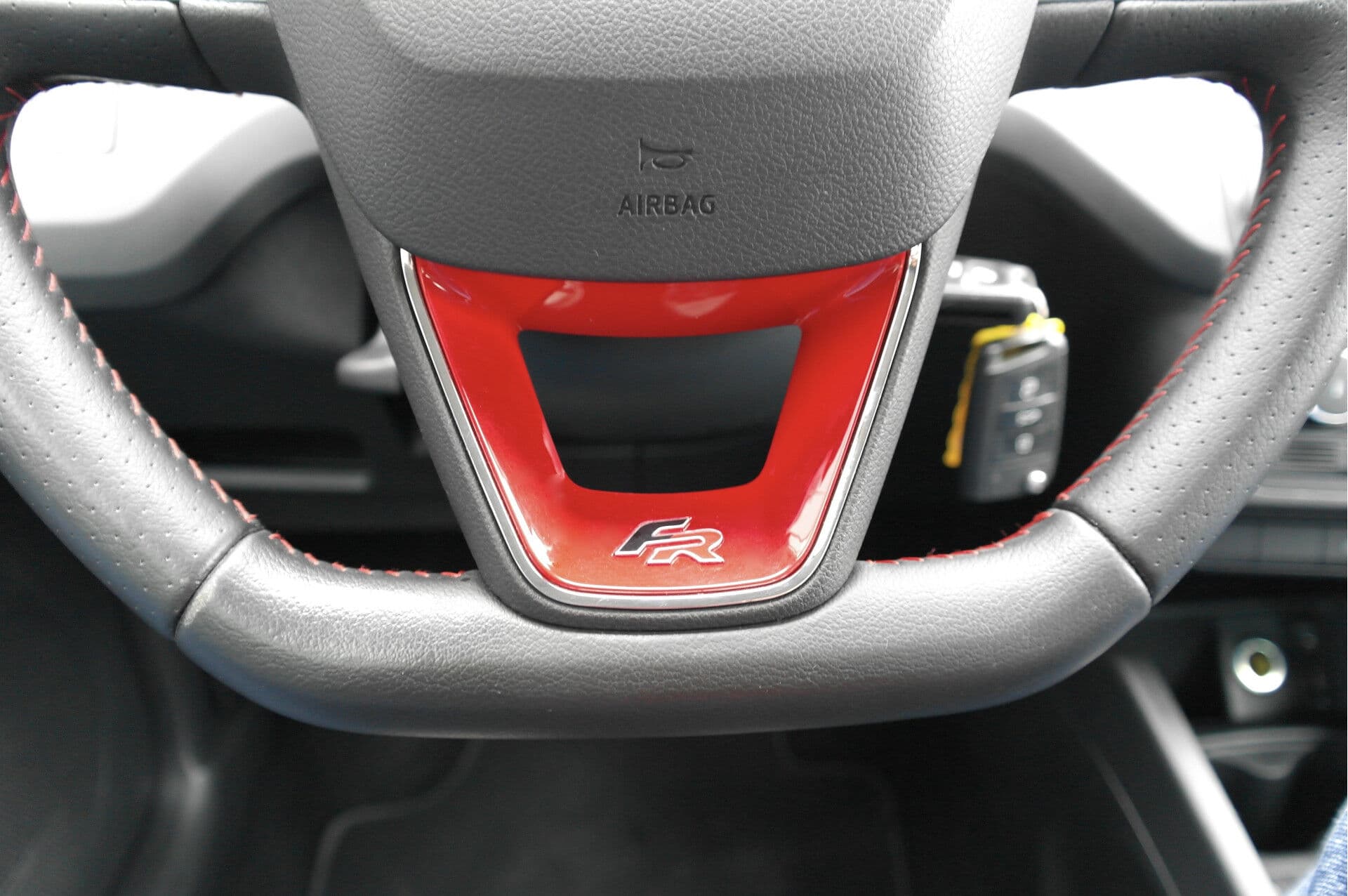 SEAT Ibiza 1.0 EcoTSI FR Connect thumbnail 39