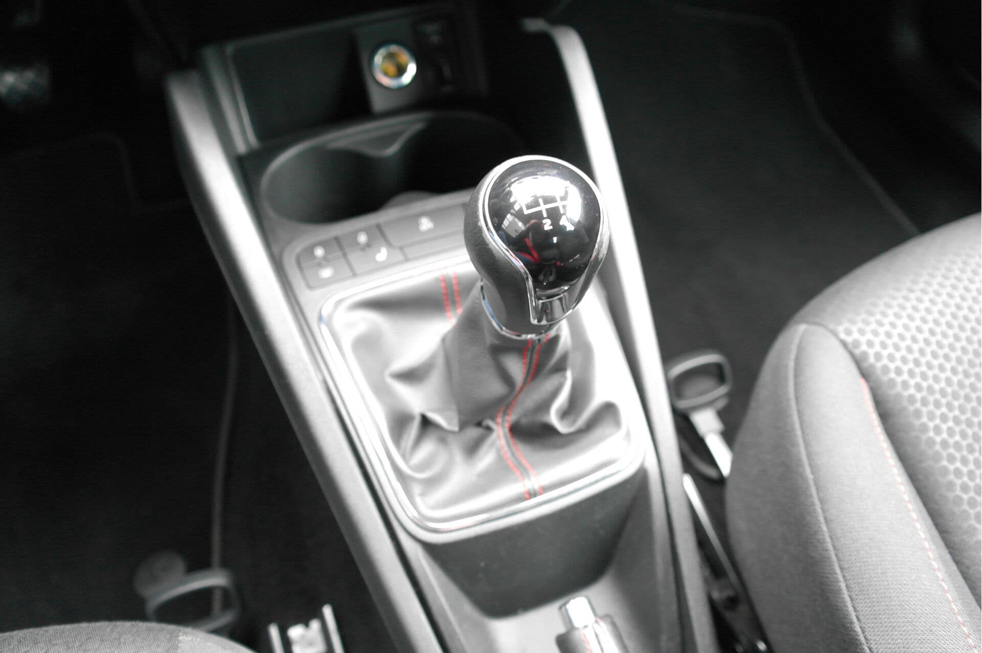 SEAT Ibiza 1.0 EcoTSI FR Connect thumbnail 8