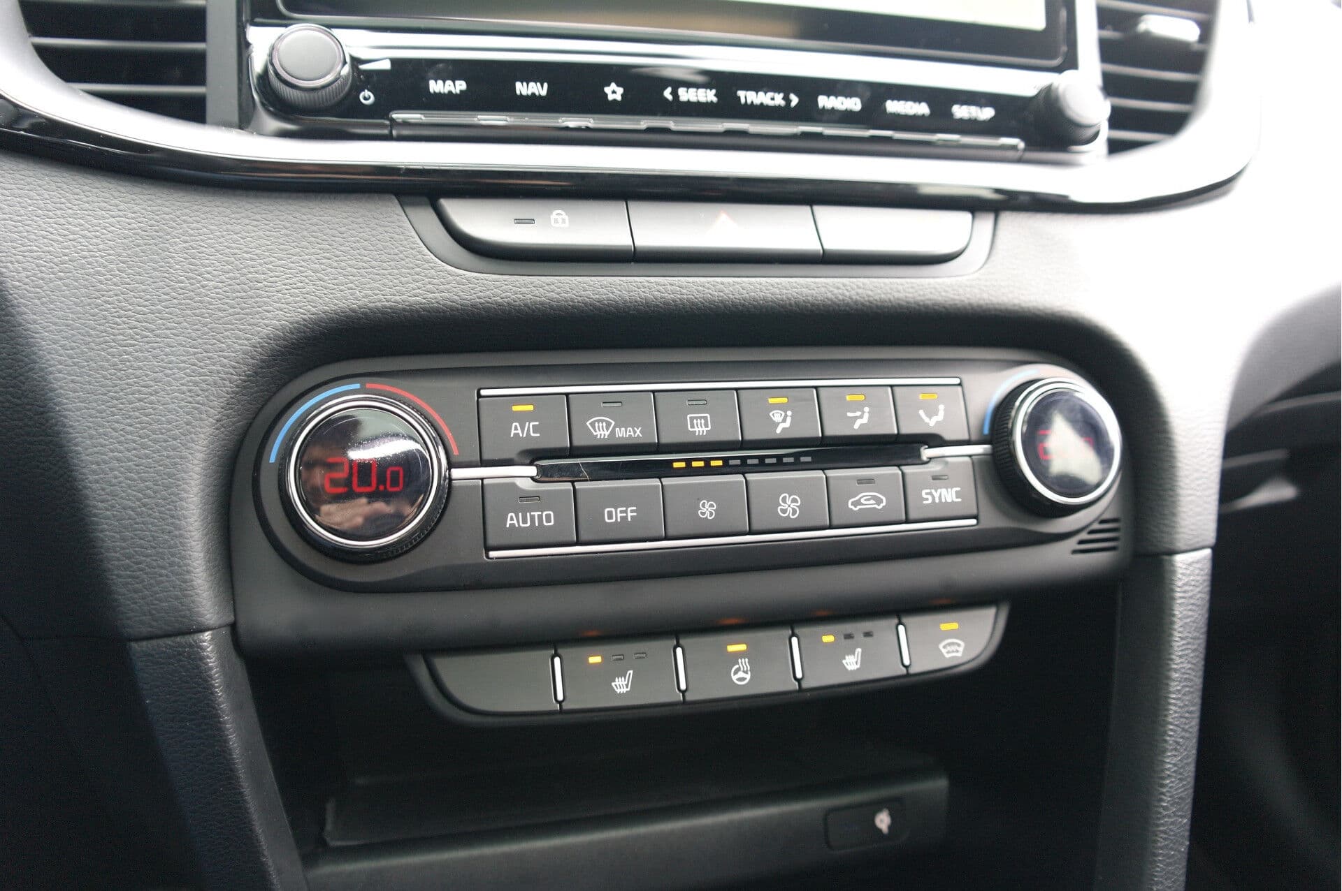 Kia ProCeed 1.6 T-GDi GT thumbnail 10