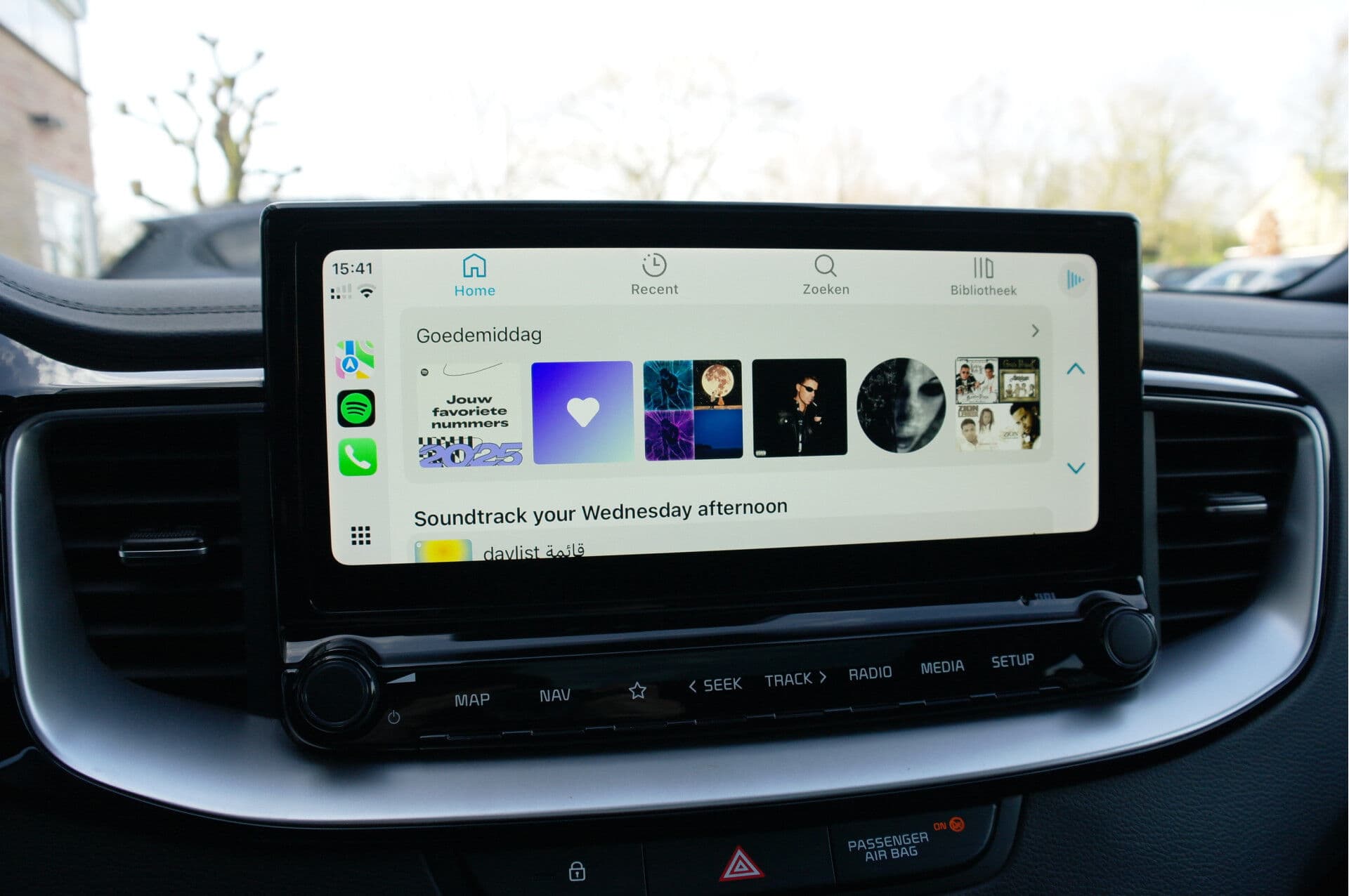 Kia ProCeed 1.6 T-GDi GT thumbnail 13