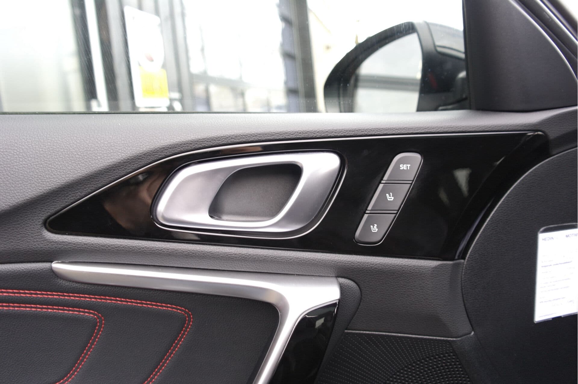 Kia ProCeed 1.6 T-GDi GT thumbnail 19