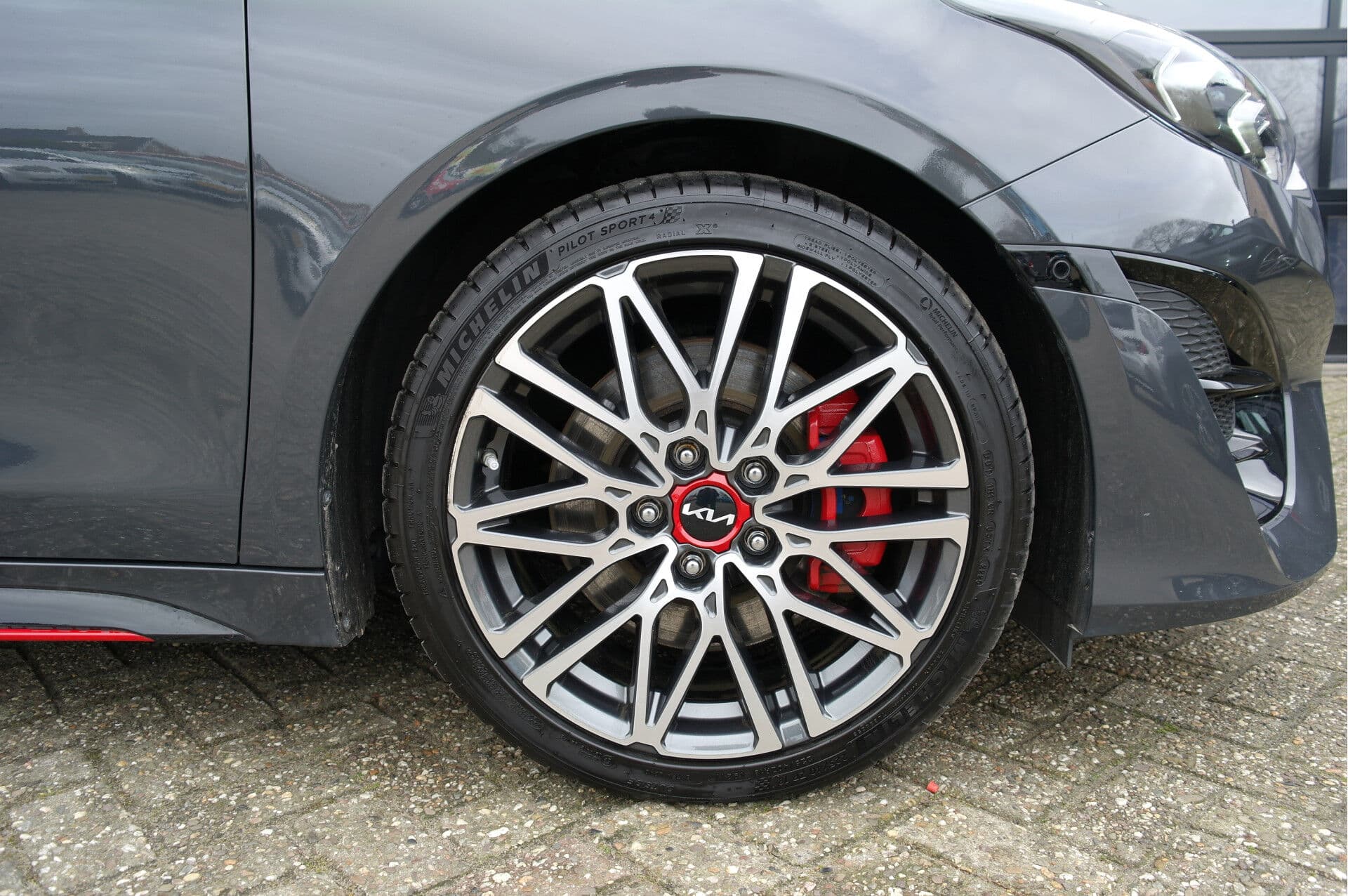 Kia ProCeed 1.6 T-GDi GT thumbnail 36