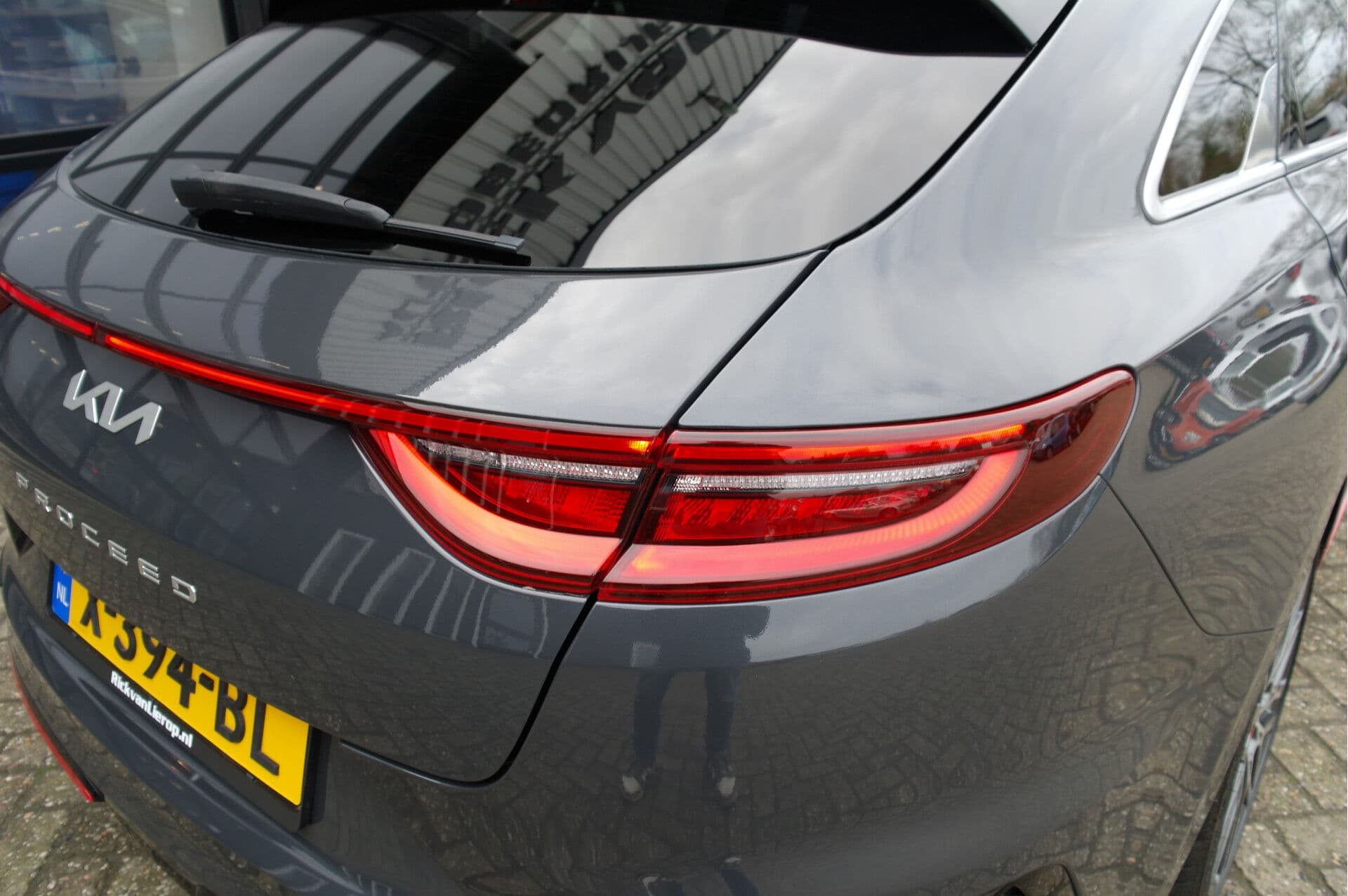 Kia ProCeed 1.6 T-GDi GT thumbnail 37