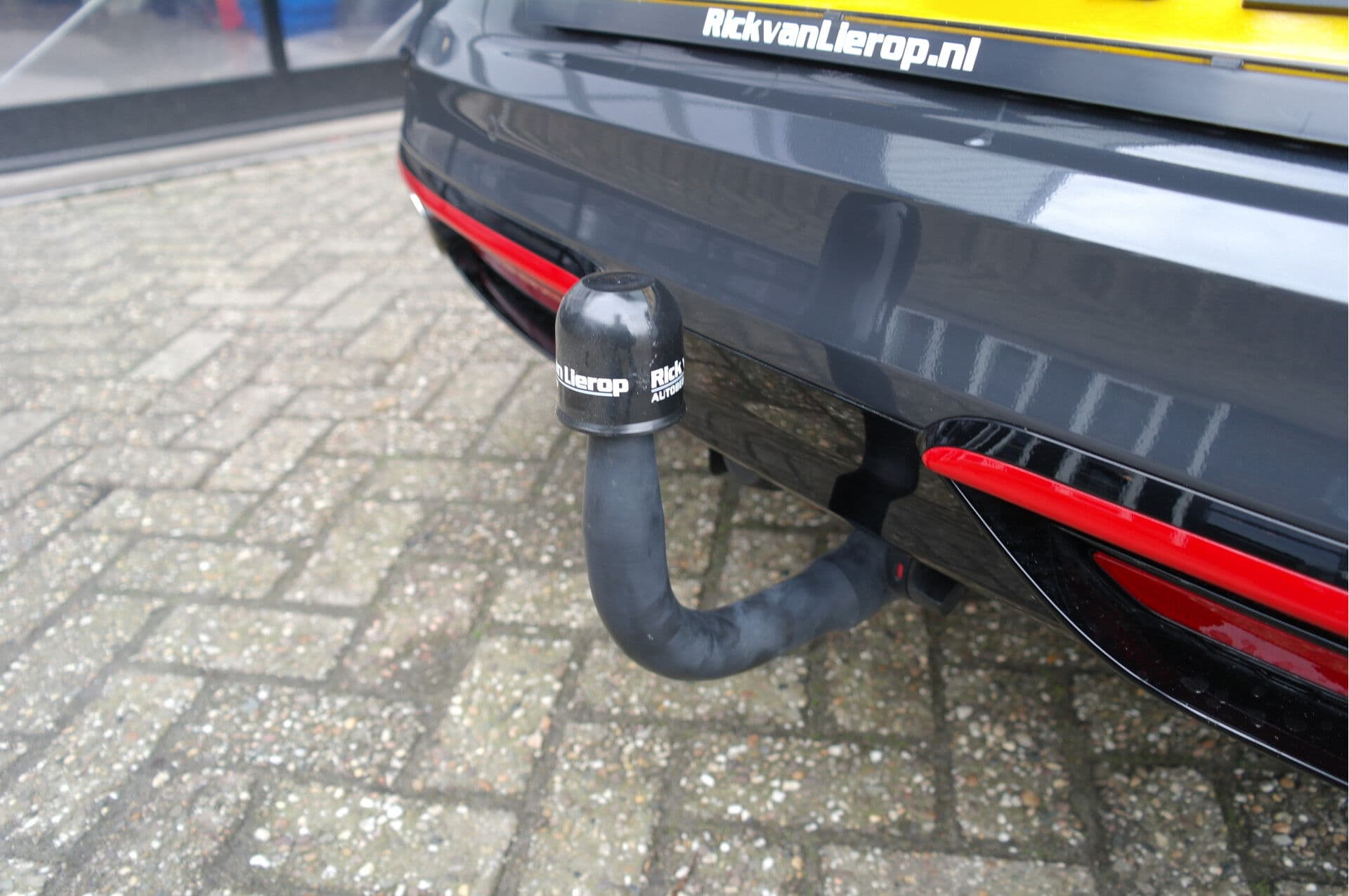 Kia ProCeed 1.6 T-GDi GT thumbnail 38