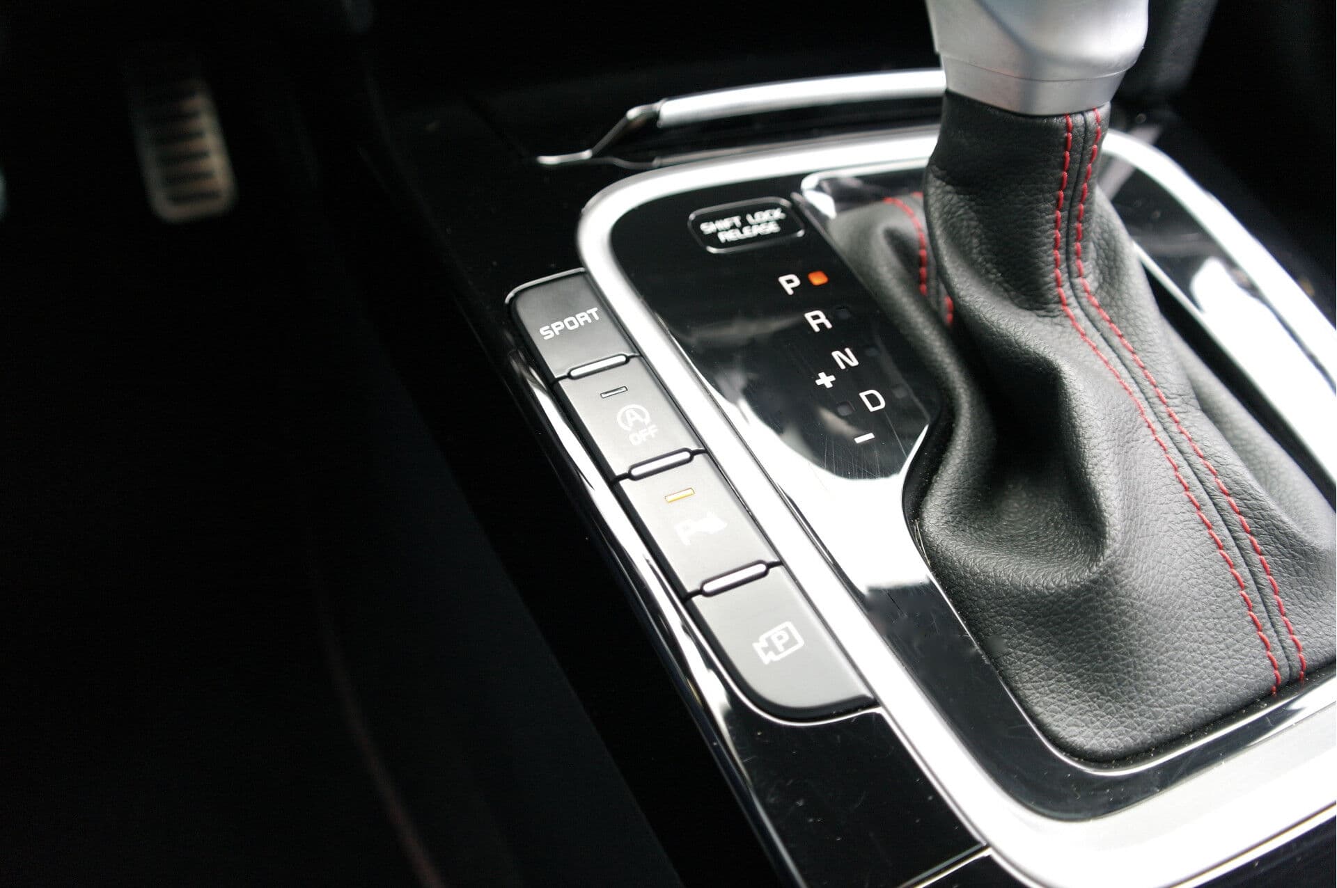 Kia ProCeed 1.6 T-GDi GT thumbnail 8