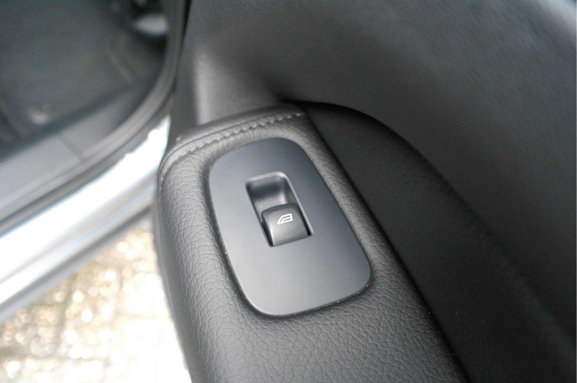 Volvo XC60 2.0 B5 Momentum Pro thumbnail 23