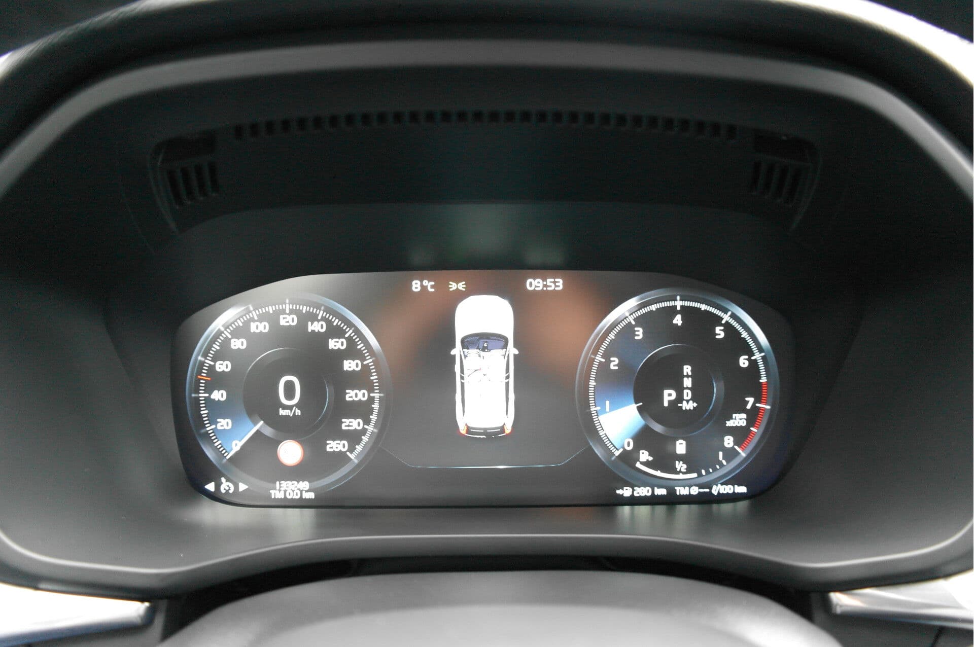 Volvo XC60 2.0 B5 Momentum Pro thumbnail 30