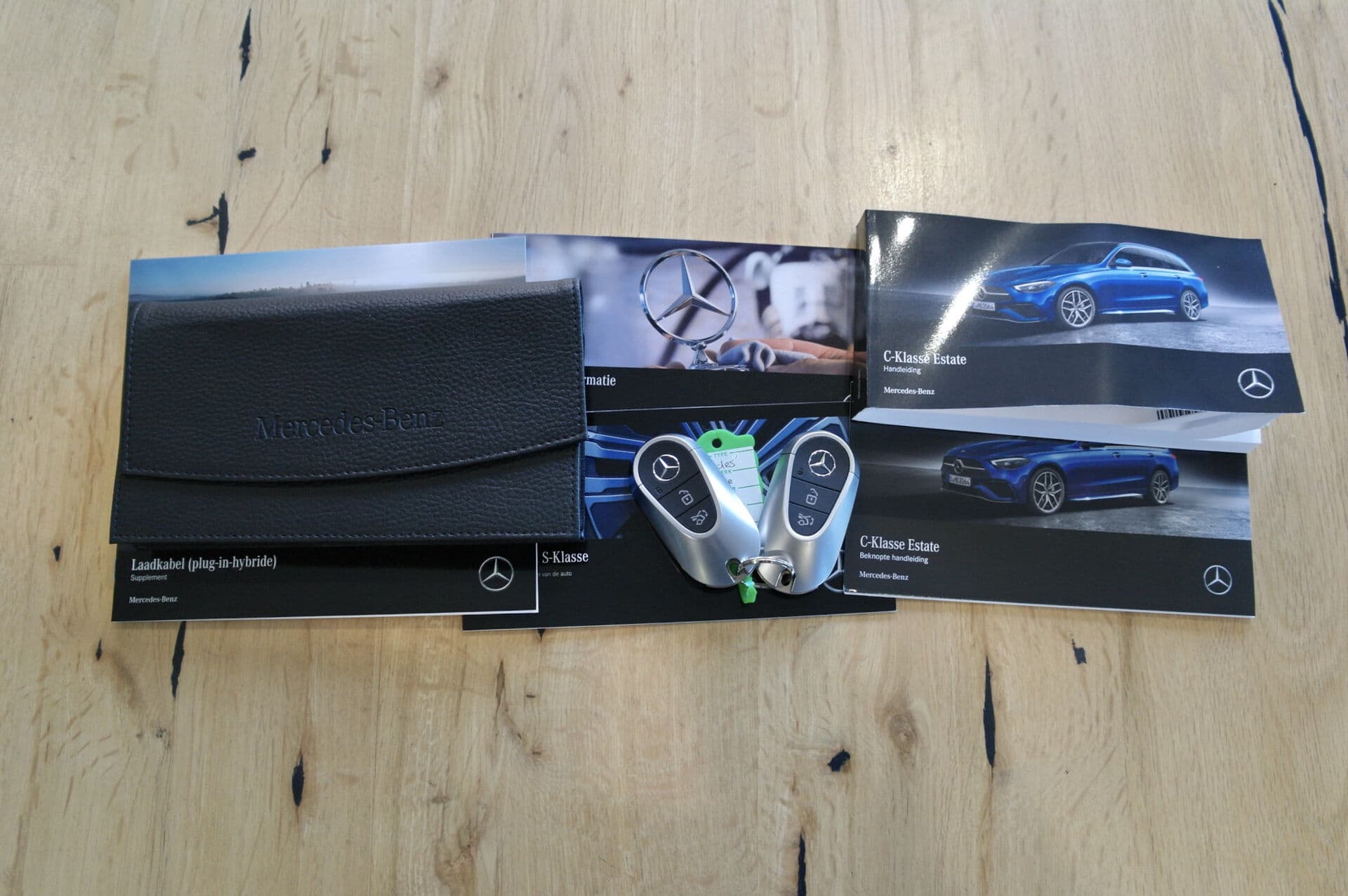 Mercedes-Benz C-Klasse Estate 300 e AMG Line thumbnail 32