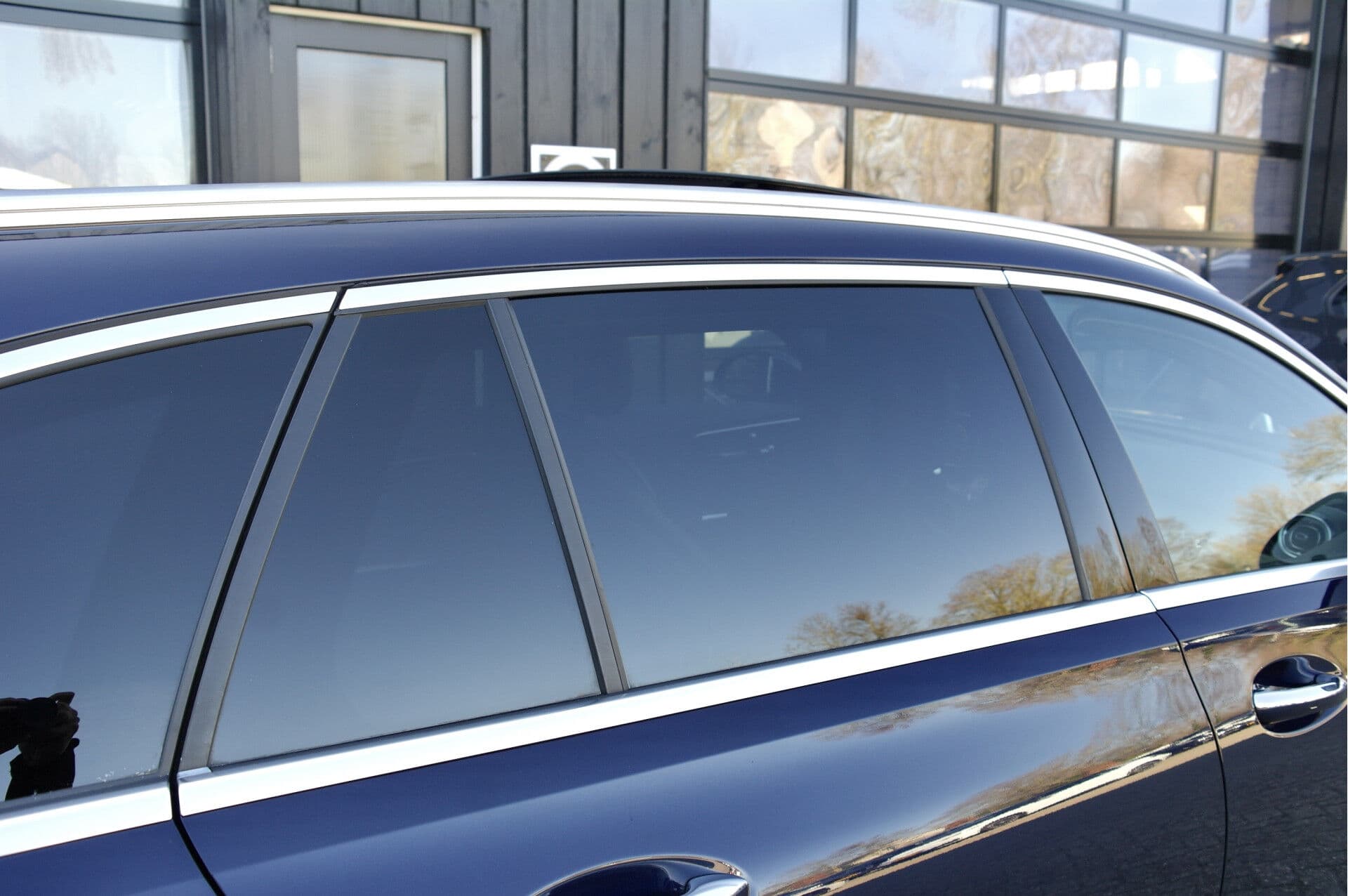 Mercedes-Benz C-Klasse Estate 300 e AMG Line thumbnail 34