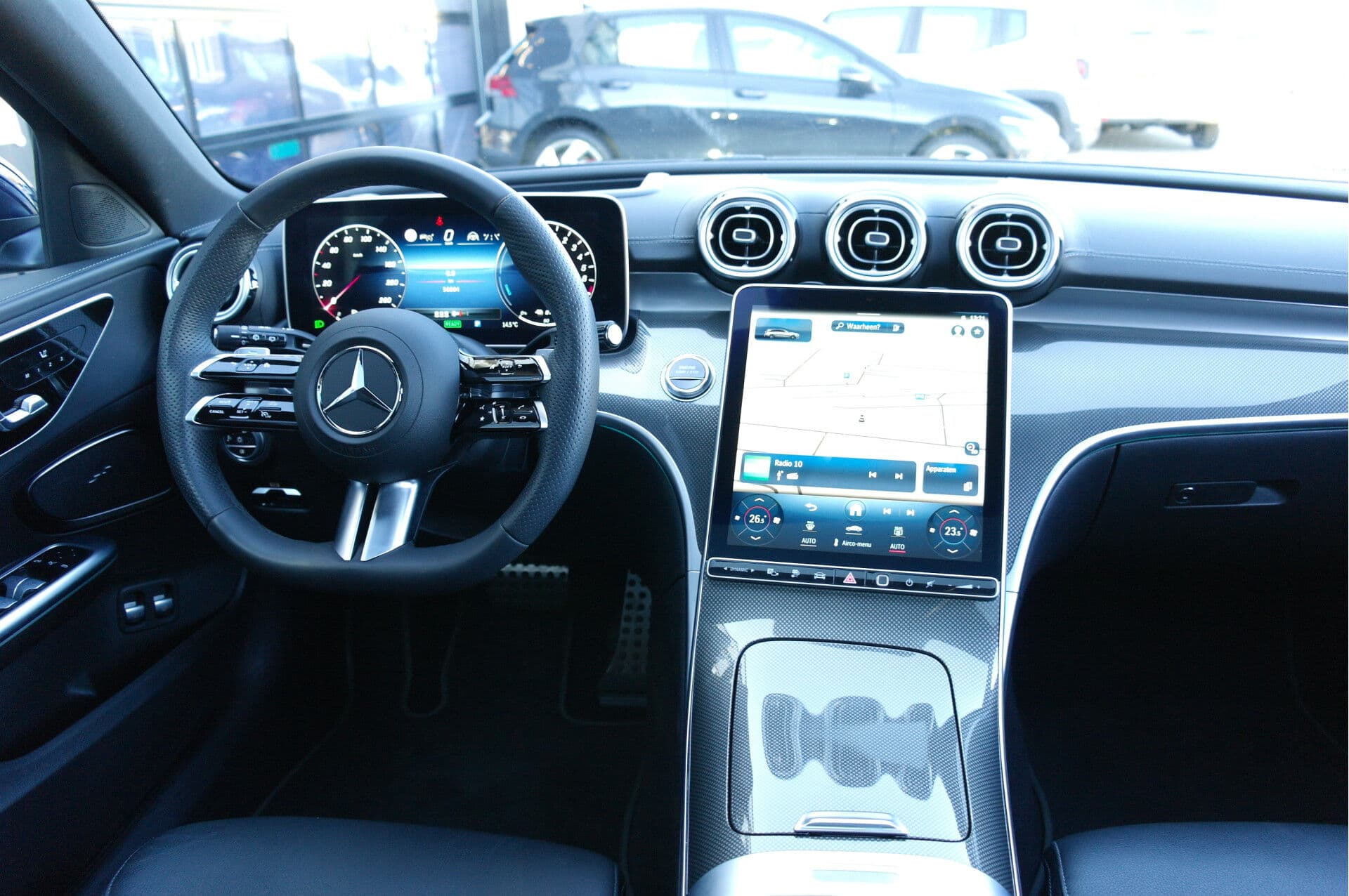 Mercedes-Benz C-Klasse Estate 300 e AMG Line thumbnail 6