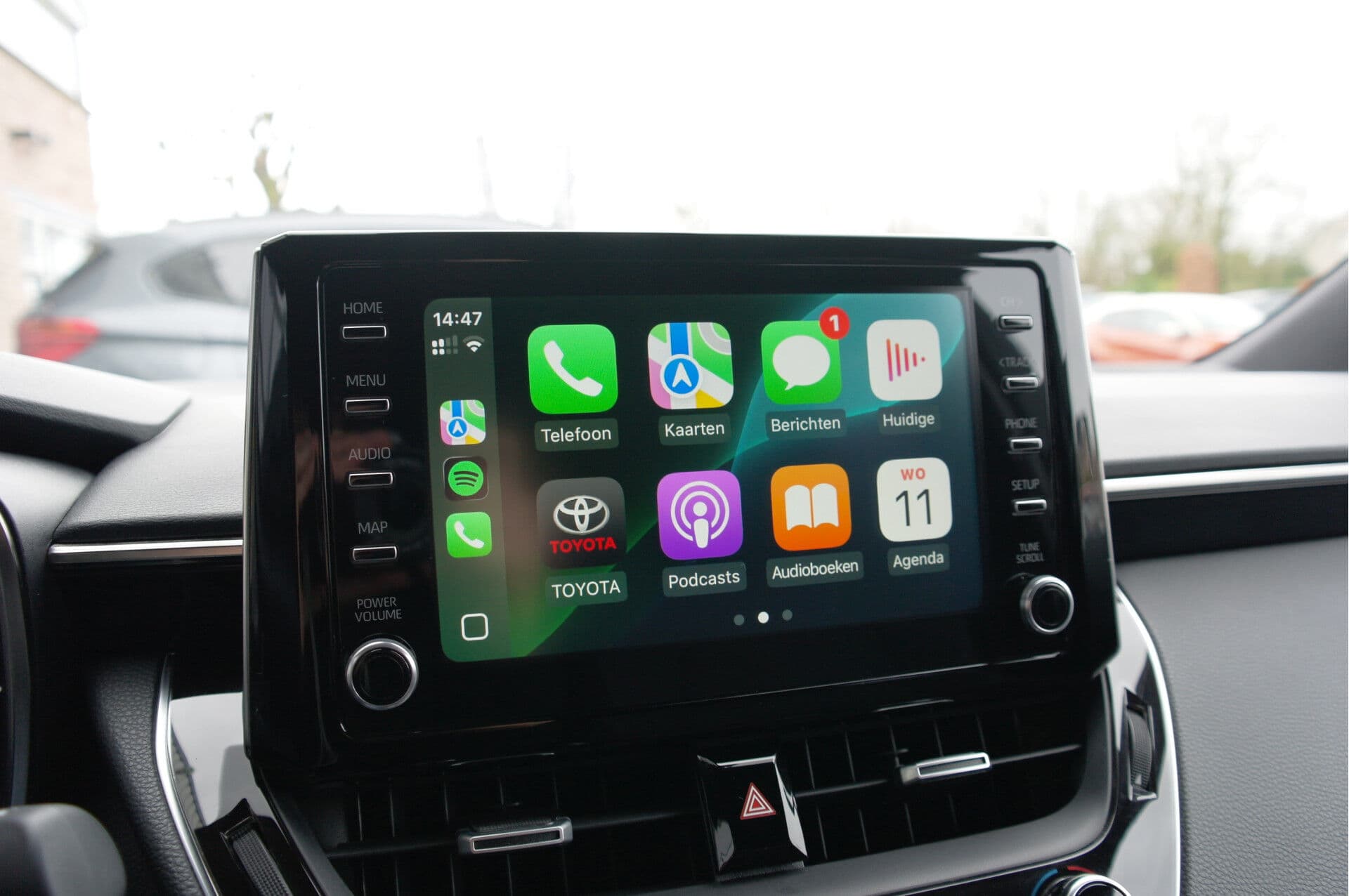 Toyota Corolla Touring Sports 1.8 Hybrid First Edition thumbnail 14