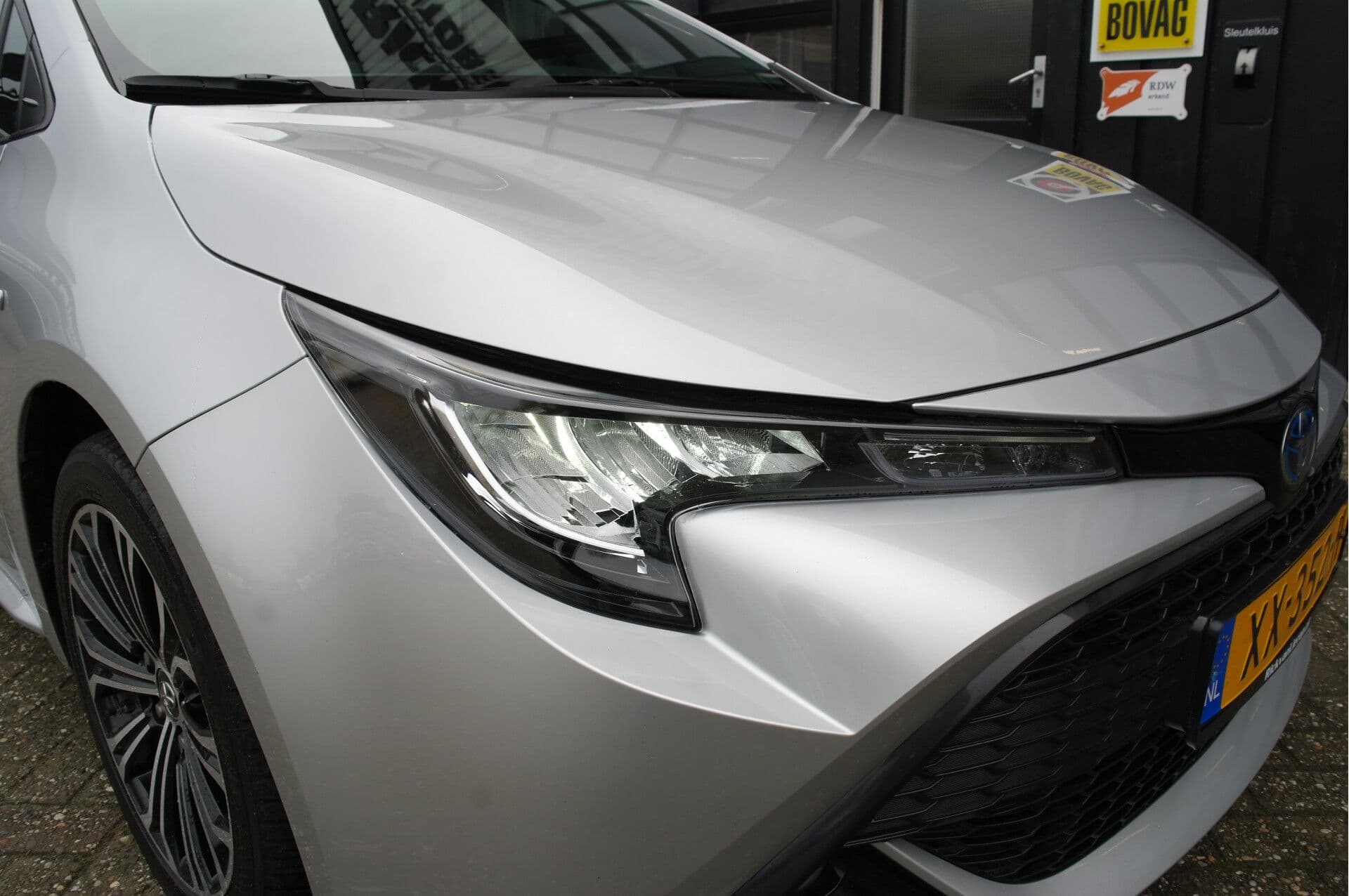 Toyota Corolla Touring Sports 1.8 Hybrid First Edition thumbnail 19