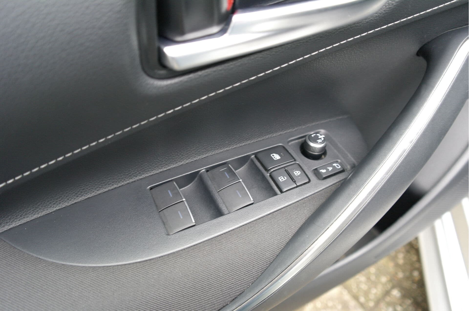 Toyota Corolla Touring Sports 1.8 Hybrid First Edition thumbnail 35