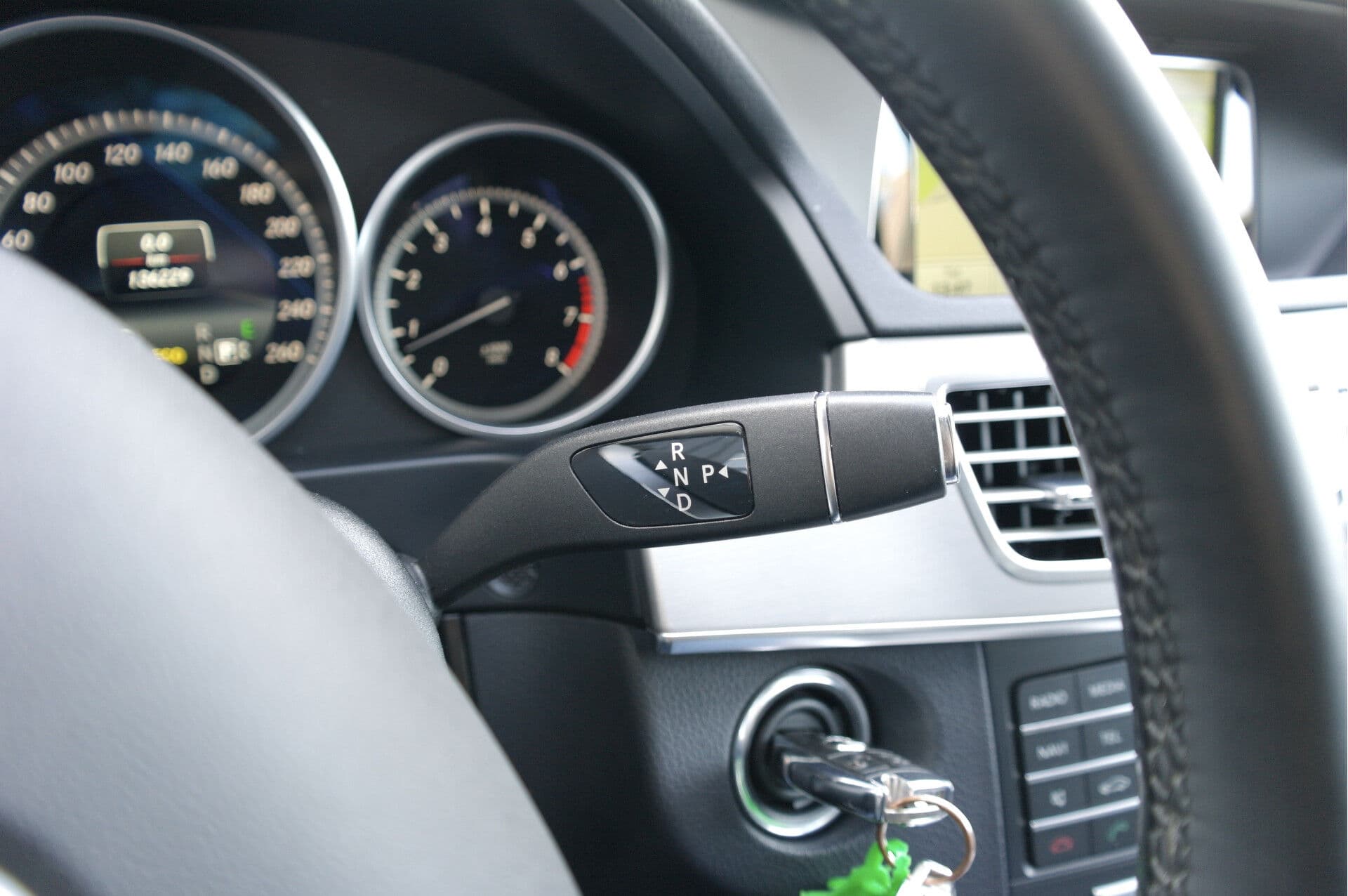 Mercedes-Benz E-Klasse Estate 200 Ambition thumbnail 7