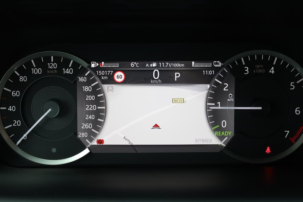 Land Rover Discovery Sport P300e 1.5 R-Dynamic thumbnail 12