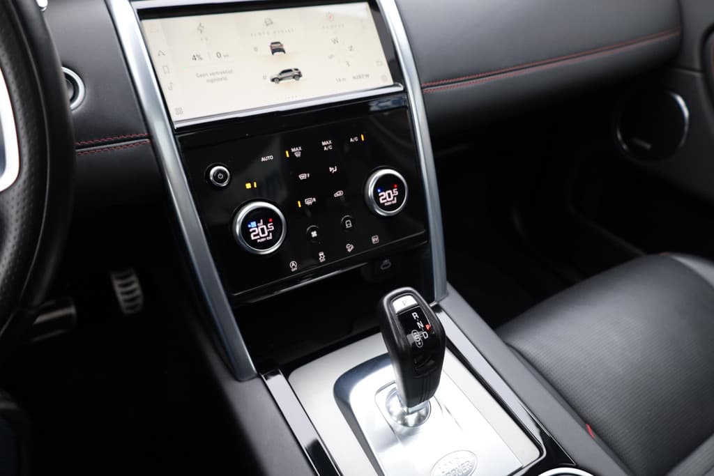 Land Rover Discovery Sport P300e 1.5 R-Dynamic thumbnail 16