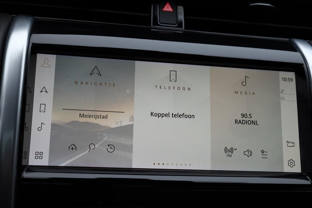 Land Rover Discovery Sport P300e 1.5 R-Dynamic thumbnail 22