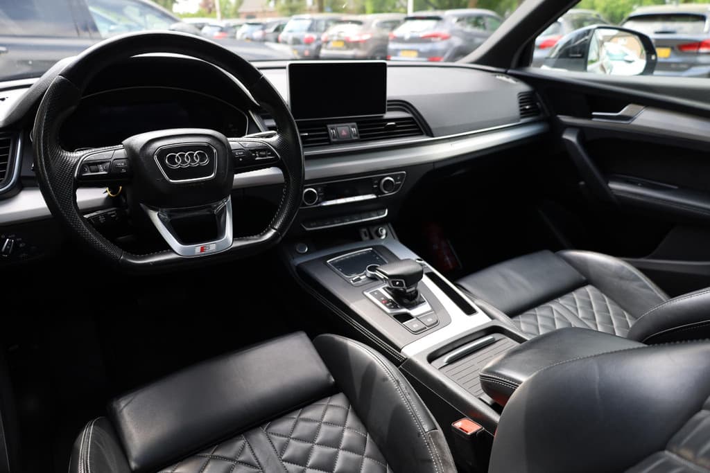 Audi Q5 55 TFSI e PHEV quattro S-Line edition 299PK! thumbnail 6