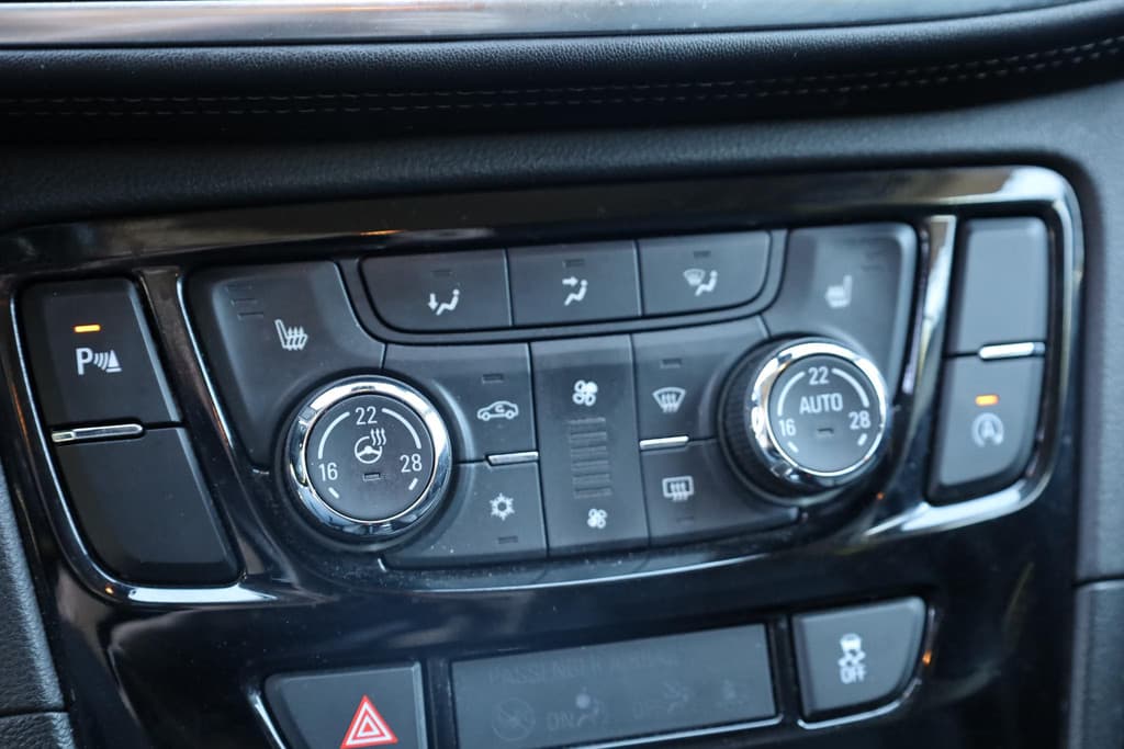 Opel Mokka X 1.4 Turbo Innovation thumbnail 15