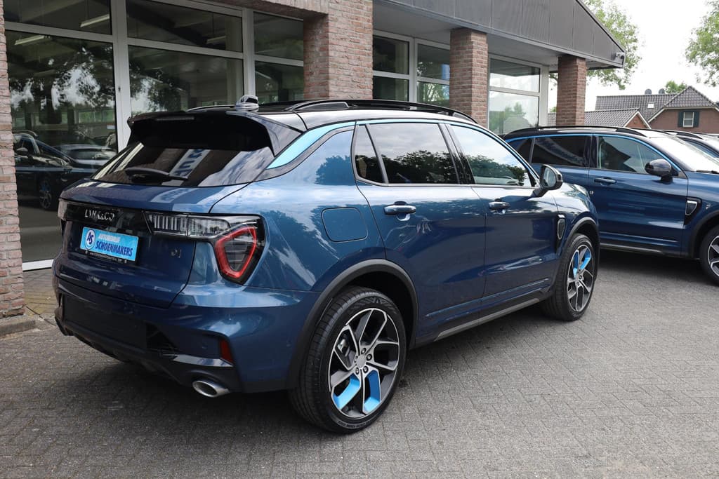 Lynk & Co 01 1.5 STUURVERWARMING MY23 thumbnail 2