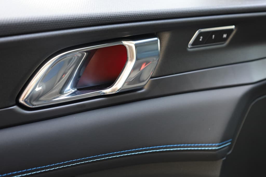 Lynk & Co 01 1.5 STUURVERWARMING MY23 thumbnail 46