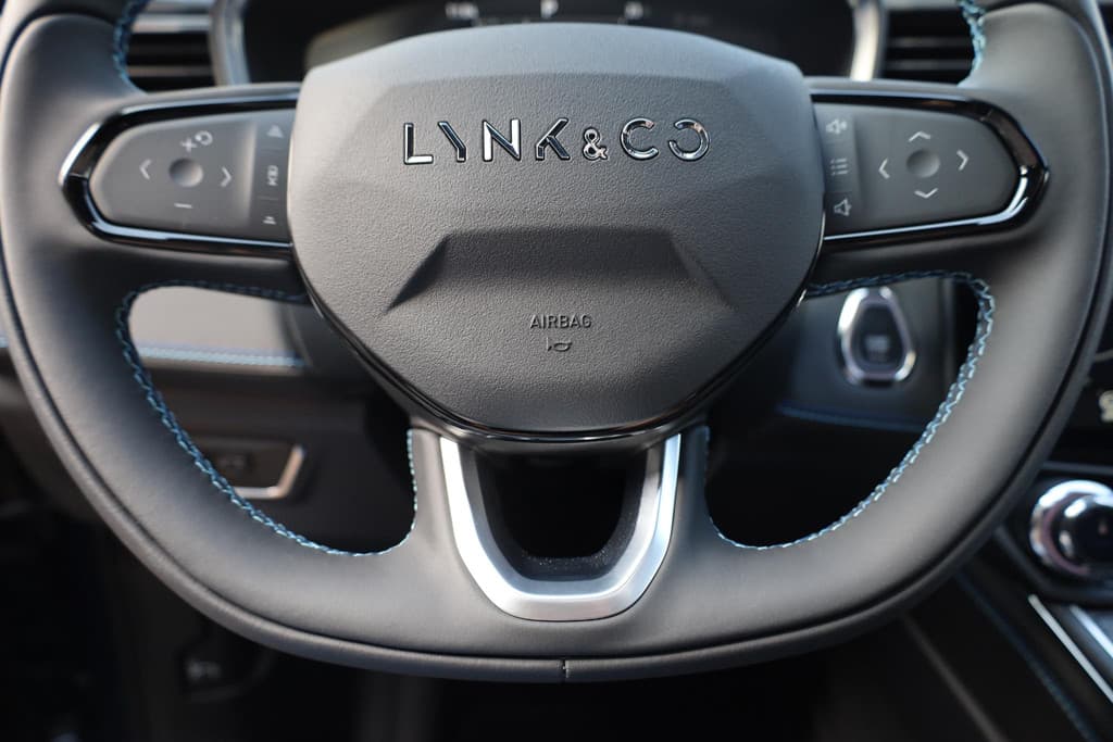 Lynk & Co 01 1.5 STUURVERWARMING MY23 thumbnail 16