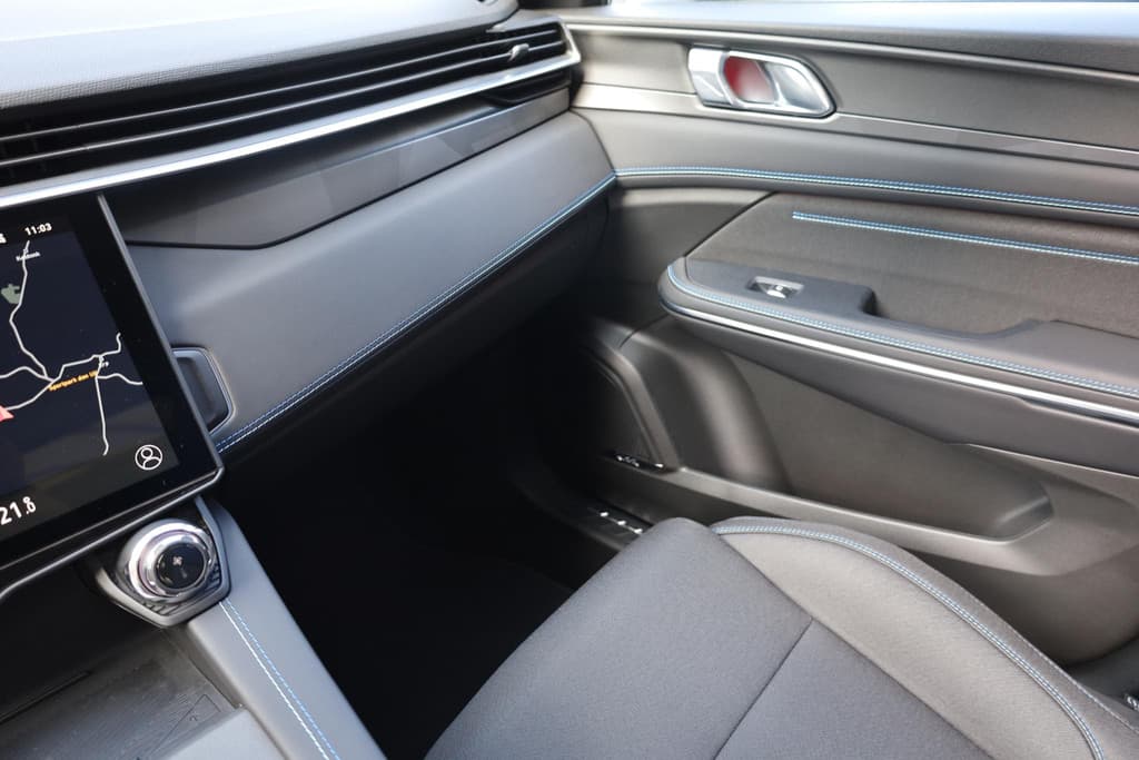 Lynk & Co 01 1.5 STUURVERWARMING MY23 thumbnail 40