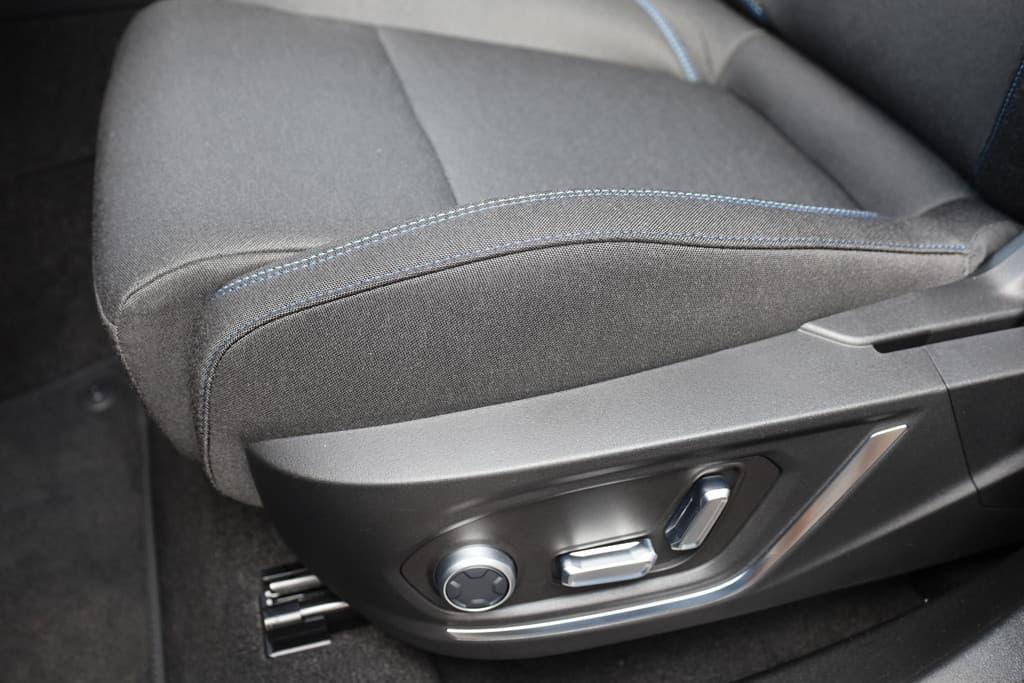 Lynk & Co 01 1.5 STUURVERWARMING MY23 thumbnail 41