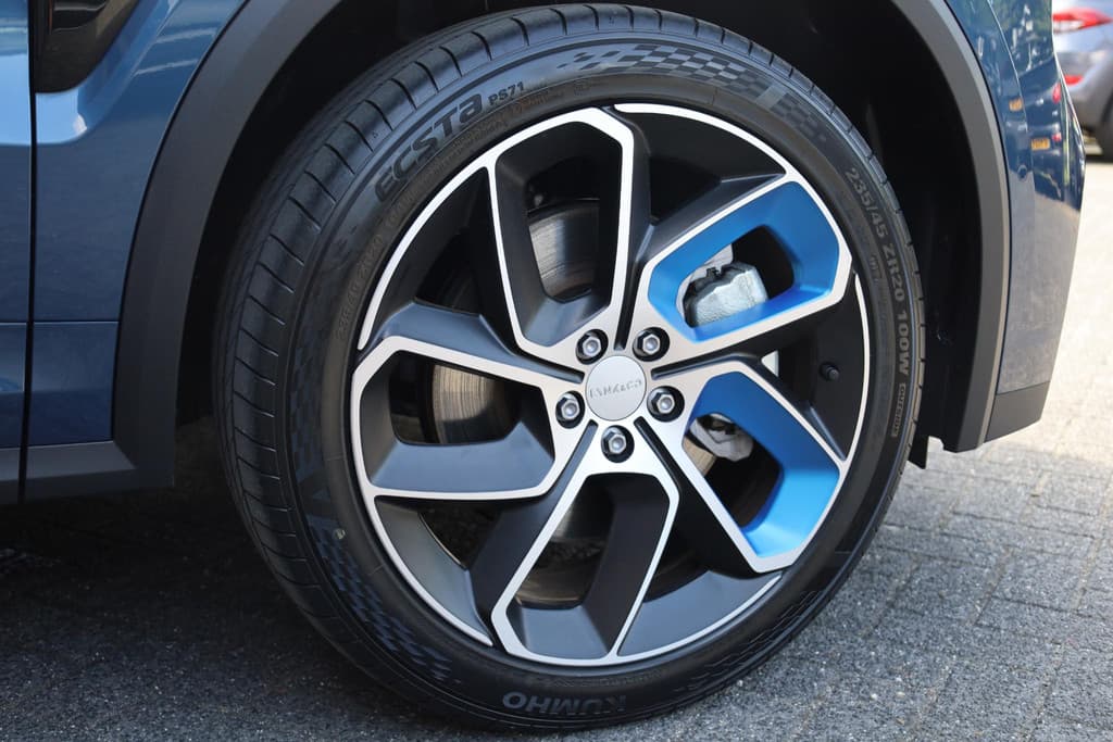 Lynk & Co 01 1.5 STUURVERWARMING MY23 thumbnail 11